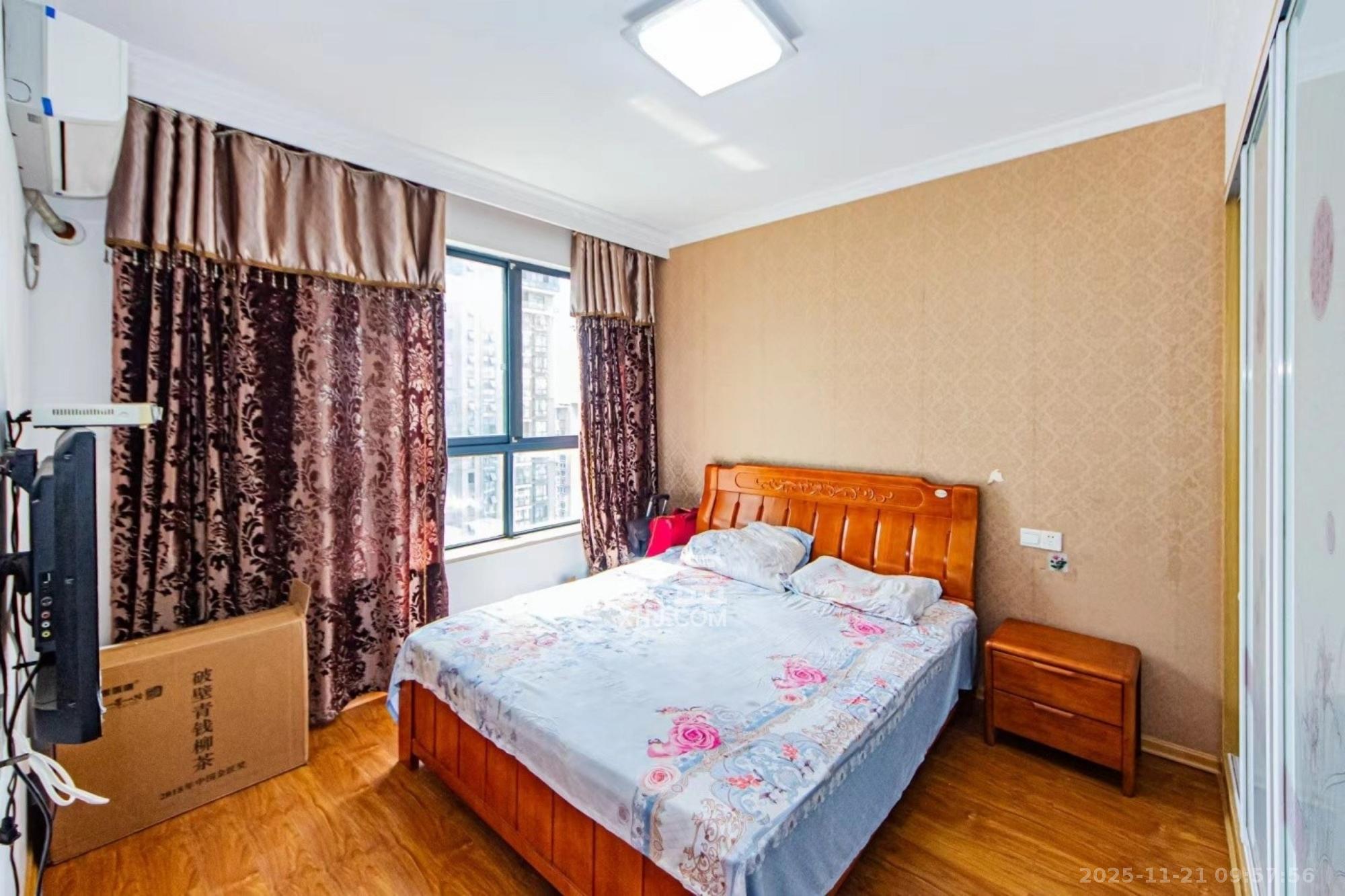 湘江世纪城星江苑  2室2厅1卫    1900.0元/月室内图