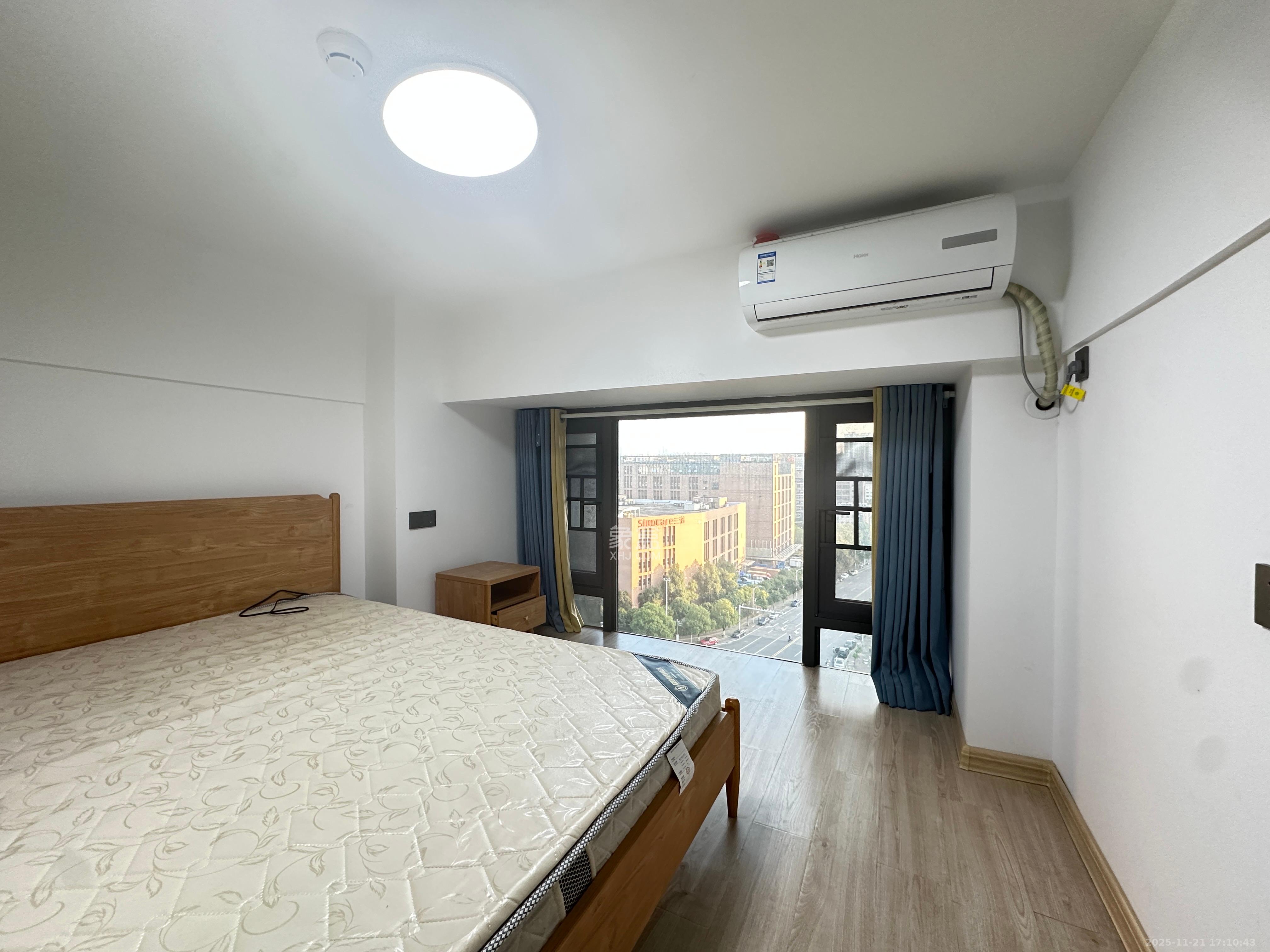 龙湖湘江星座（祺鑫星座公寓）  1室1厅1卫    2000.0元/月室内图