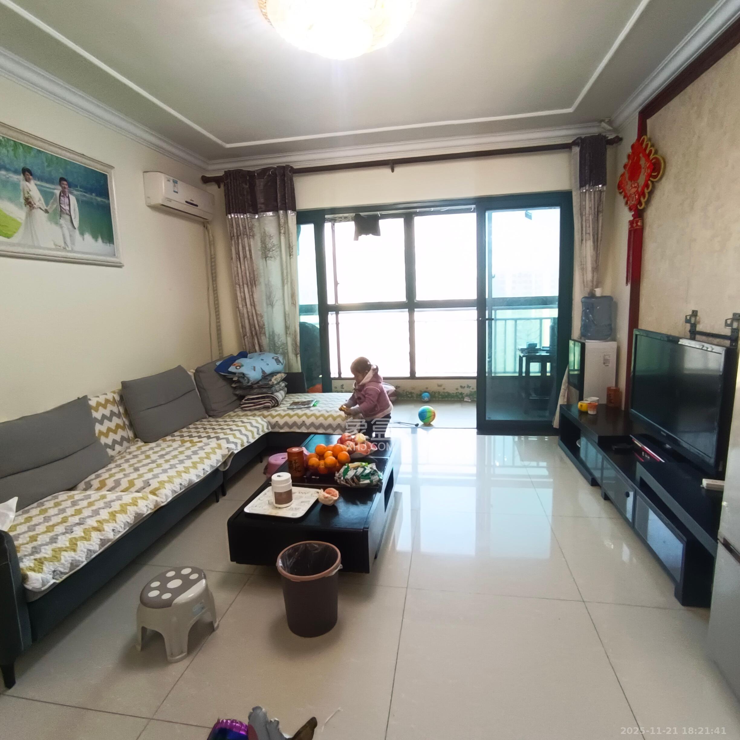 恒大雅苑 3室2厅2卫 2500.0元/月 恒大雅苑 3室2厅2卫 2500.0元/月室内图