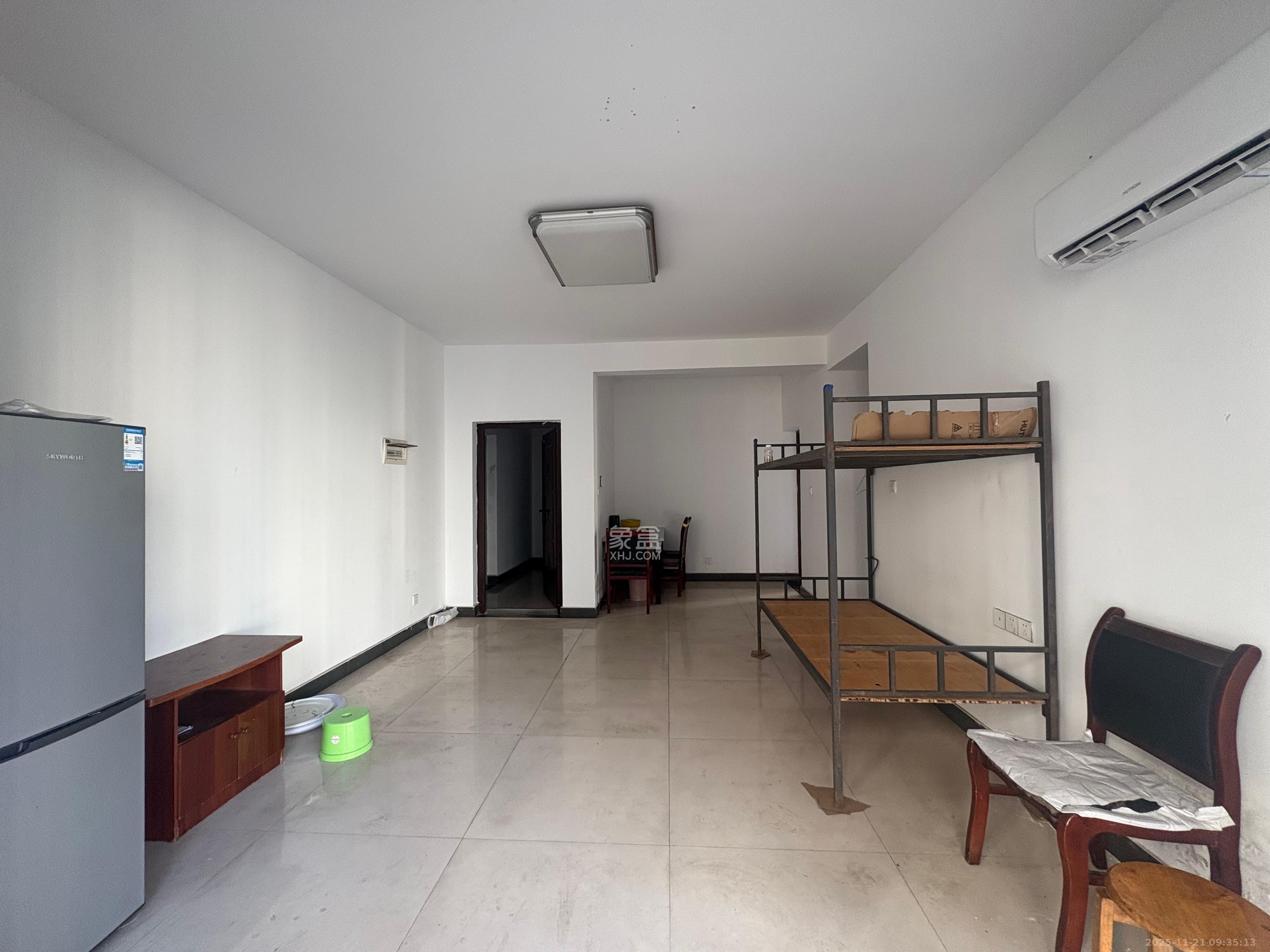 楚天世纪城东苑  3室2厅1卫    1600.0元/月室内图