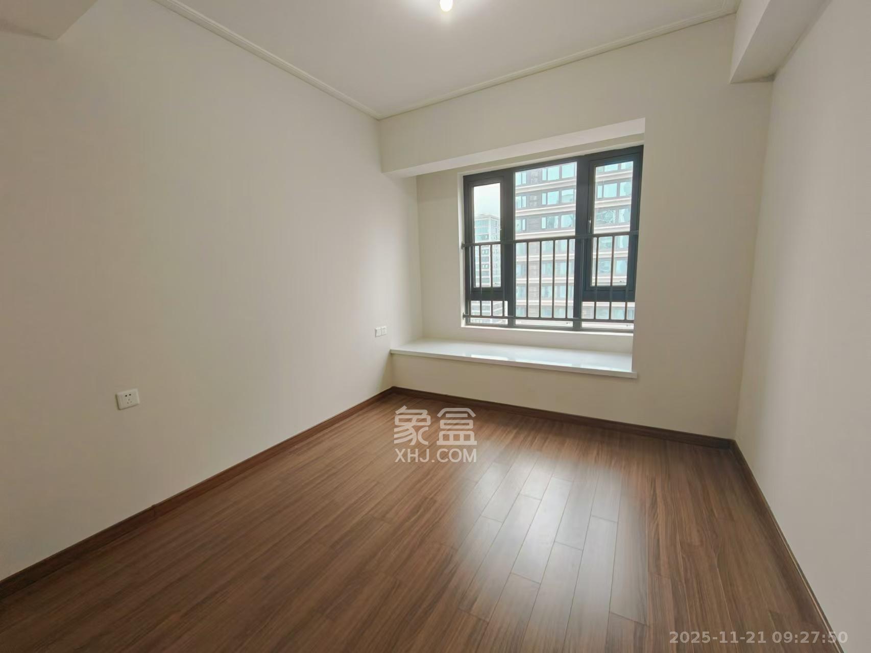 保利中环广场（保利中悦苑）  4室2厅2卫    4000.0元/月室内图