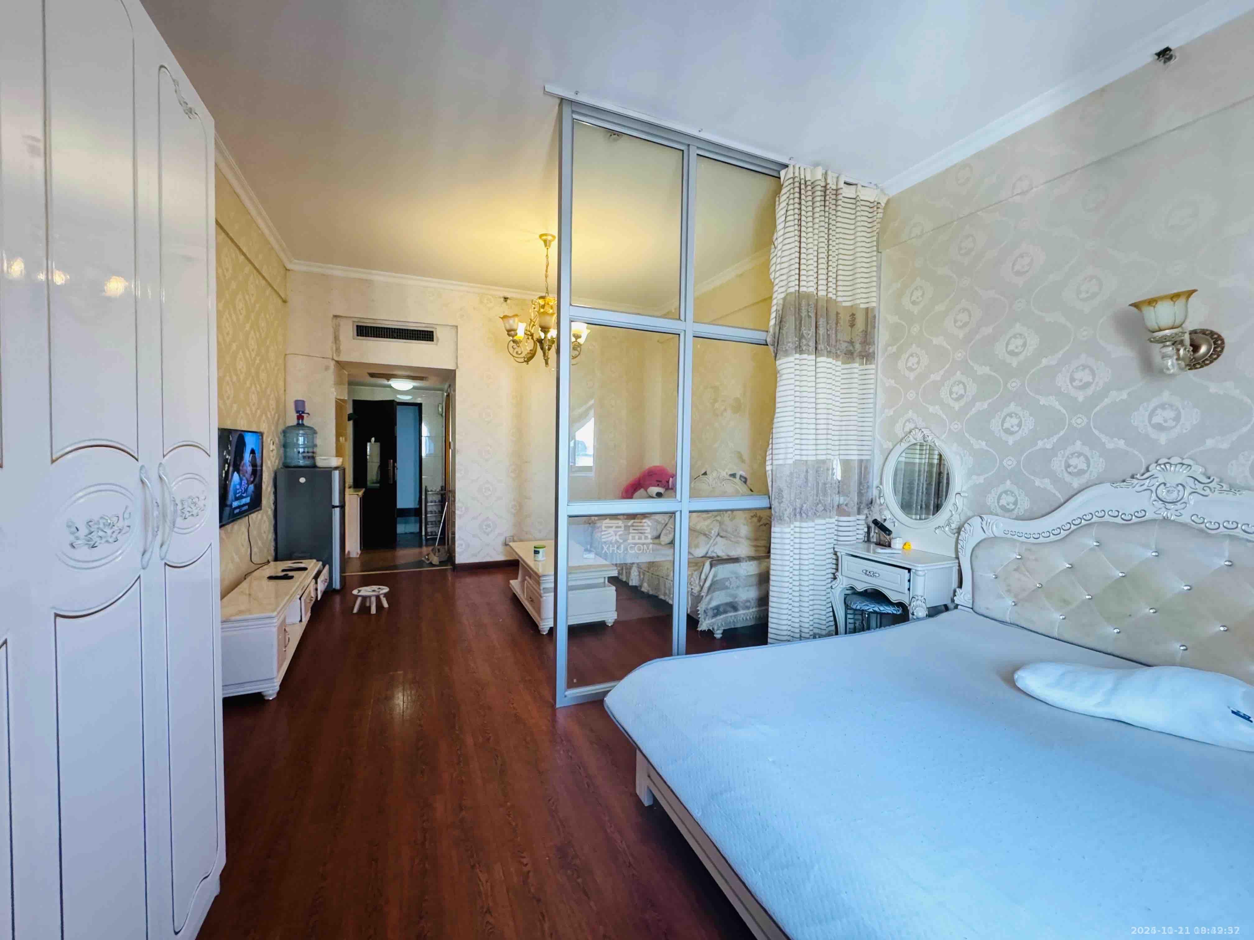 保利大厦  1室1厅1卫    1200.0元/月