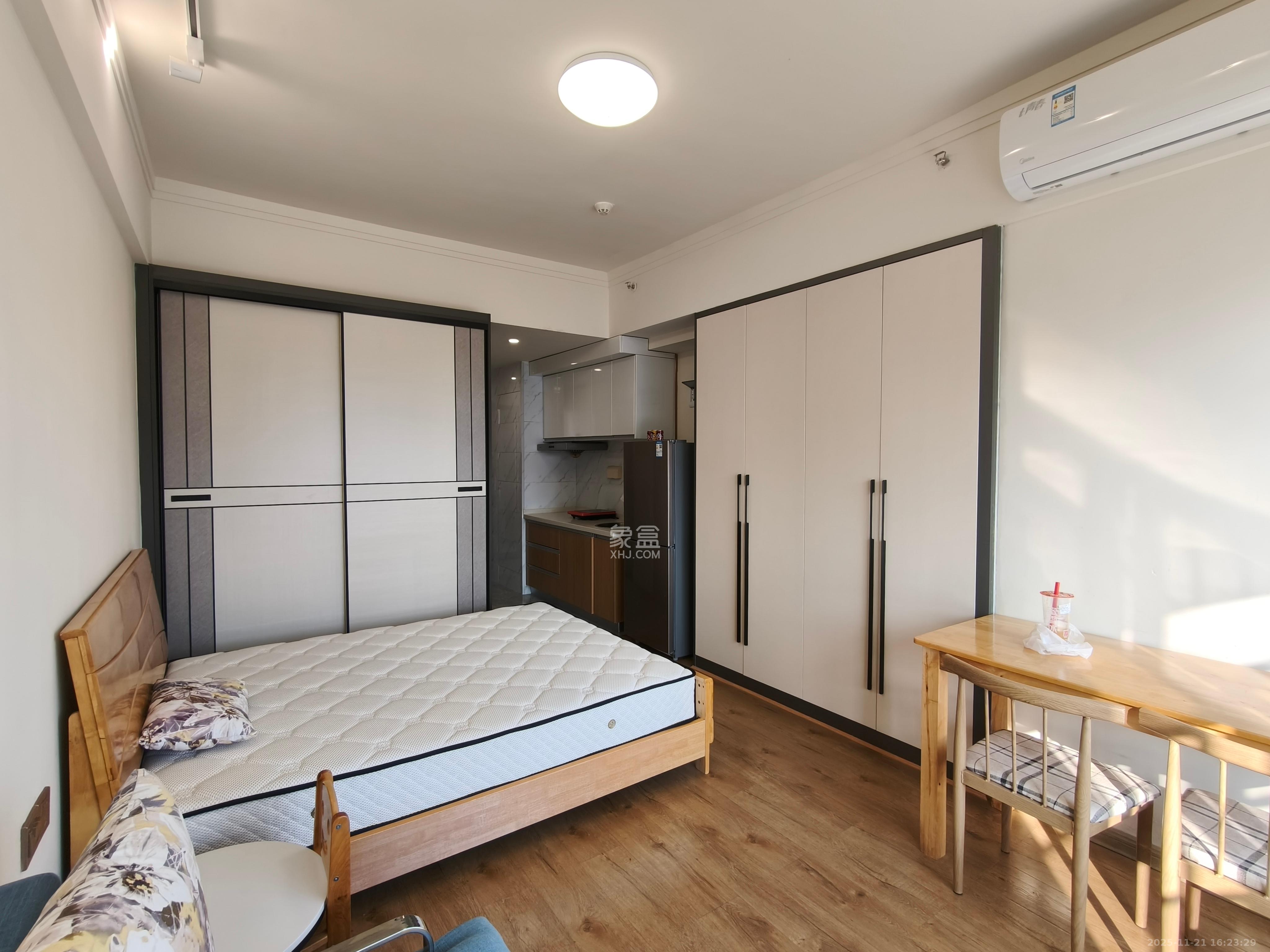 中交广场公寓 1室1厅1卫 1600.0元/月 中交广场公寓 1室1厅1卫 1600.0元/月室内图