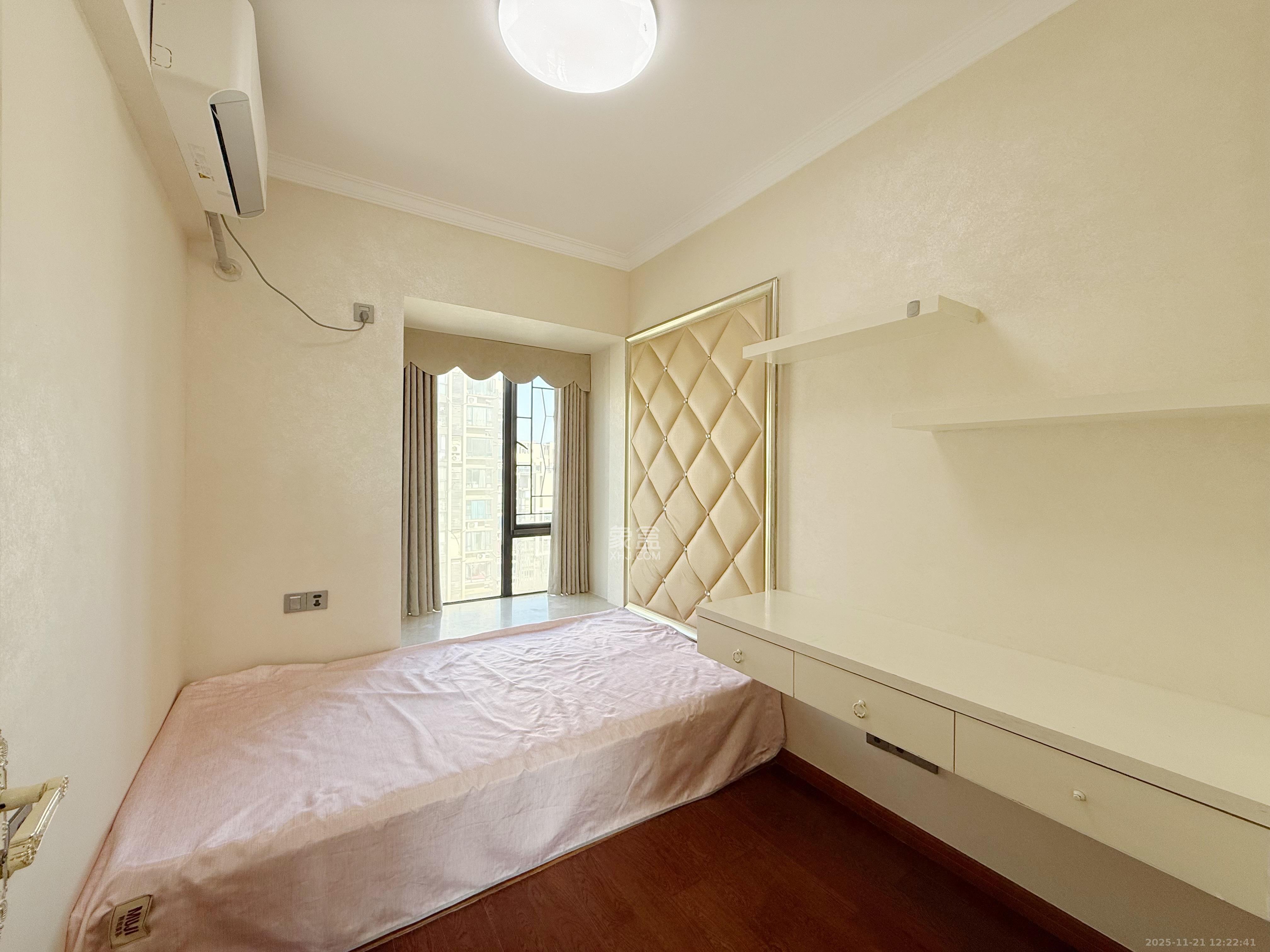 蓝山郡 3室2厅1卫 2900.0元/月 蓝山郡 3室2厅1卫 2900.0元/月室内图