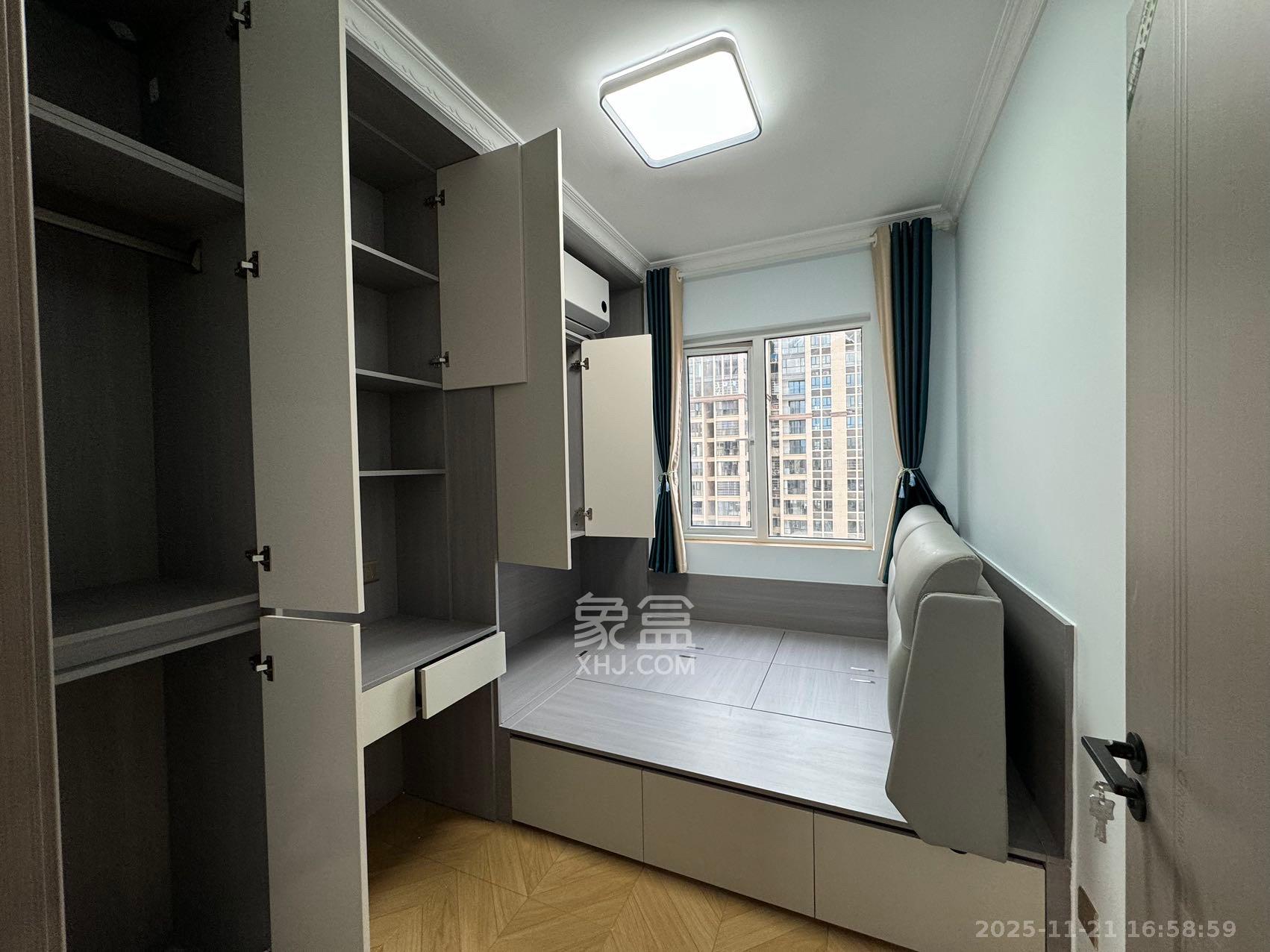 云和华府  3室2厅2卫    3000.0元/月室内图