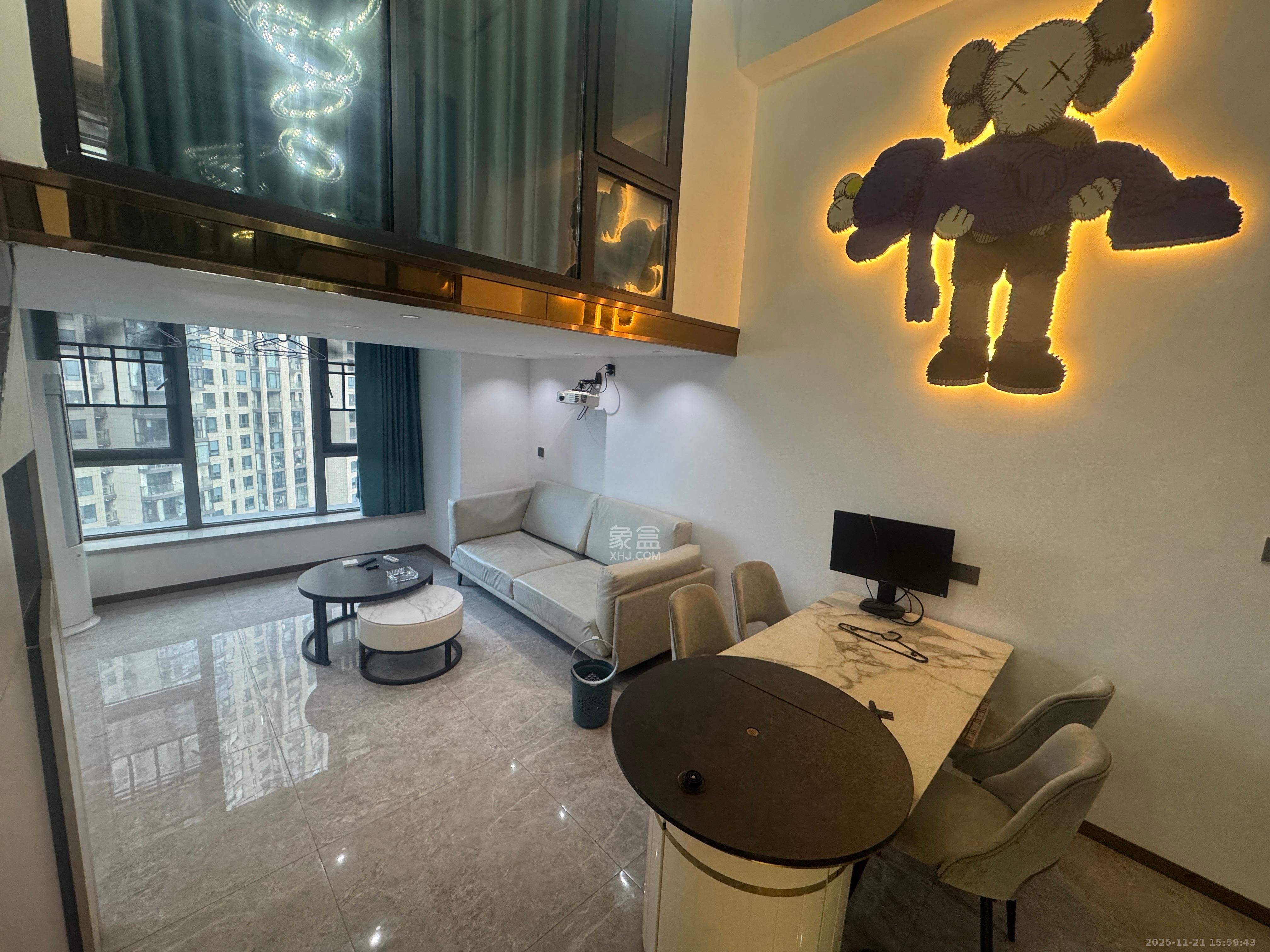 梅溪湖金茂湾  2室1厅1卫    2800.0元/月室内图