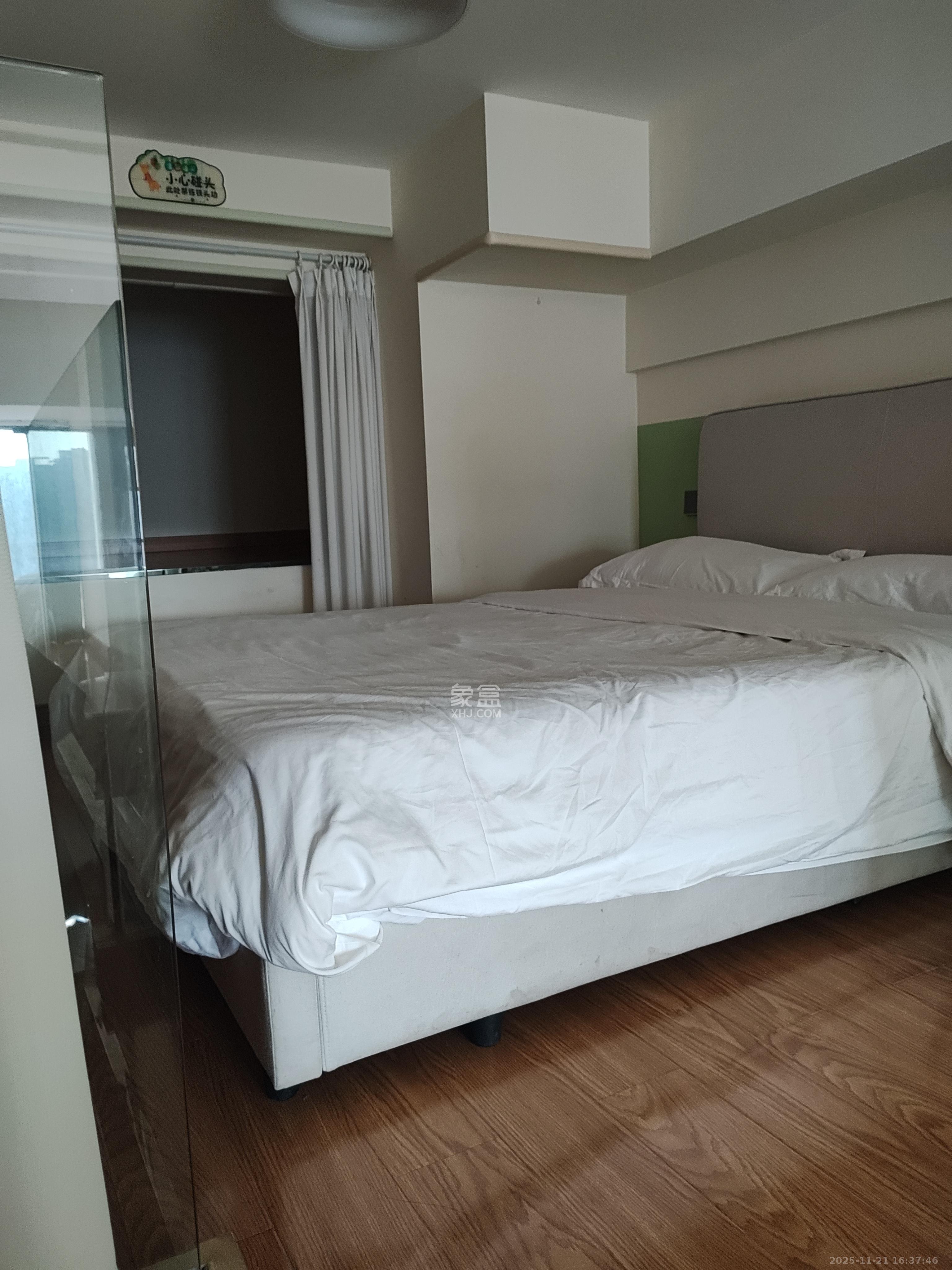 阳光城檀悦  2室1厅1卫    2300.0元/月室内图