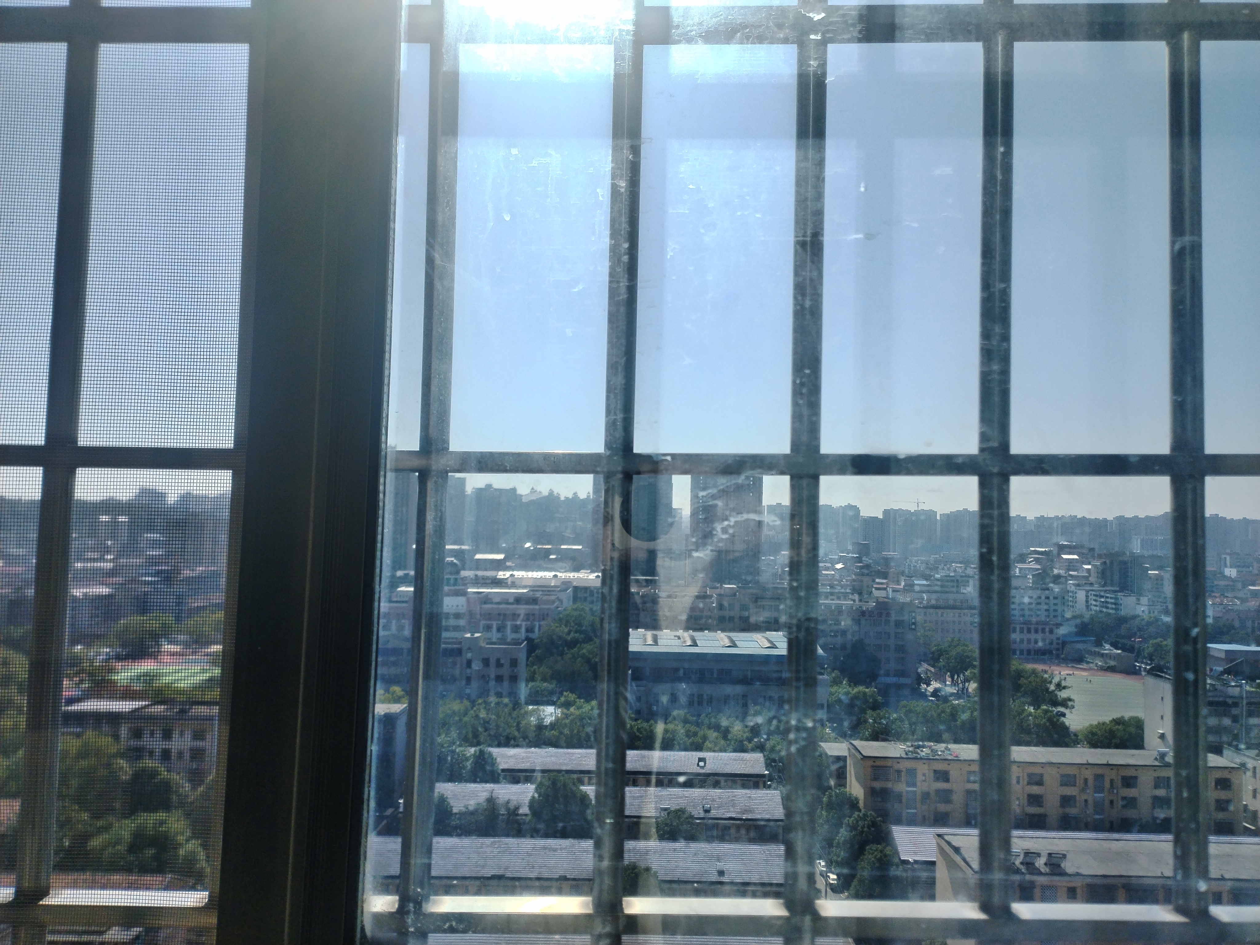 广成大厦  1室0厅0卫    70.0万客厅