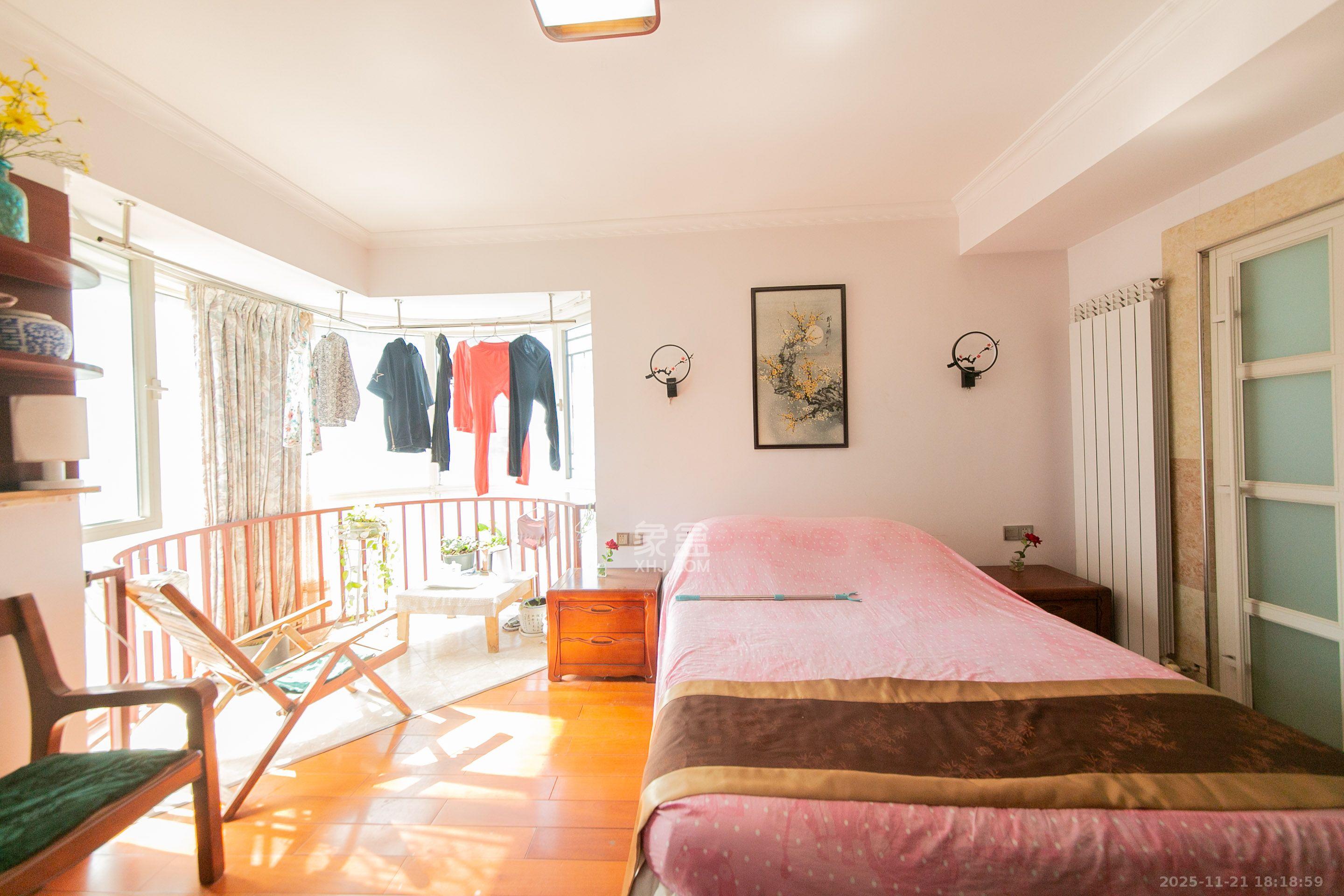 北辰三角洲D3区  4室2厅2卫    4500.0元/月室内图