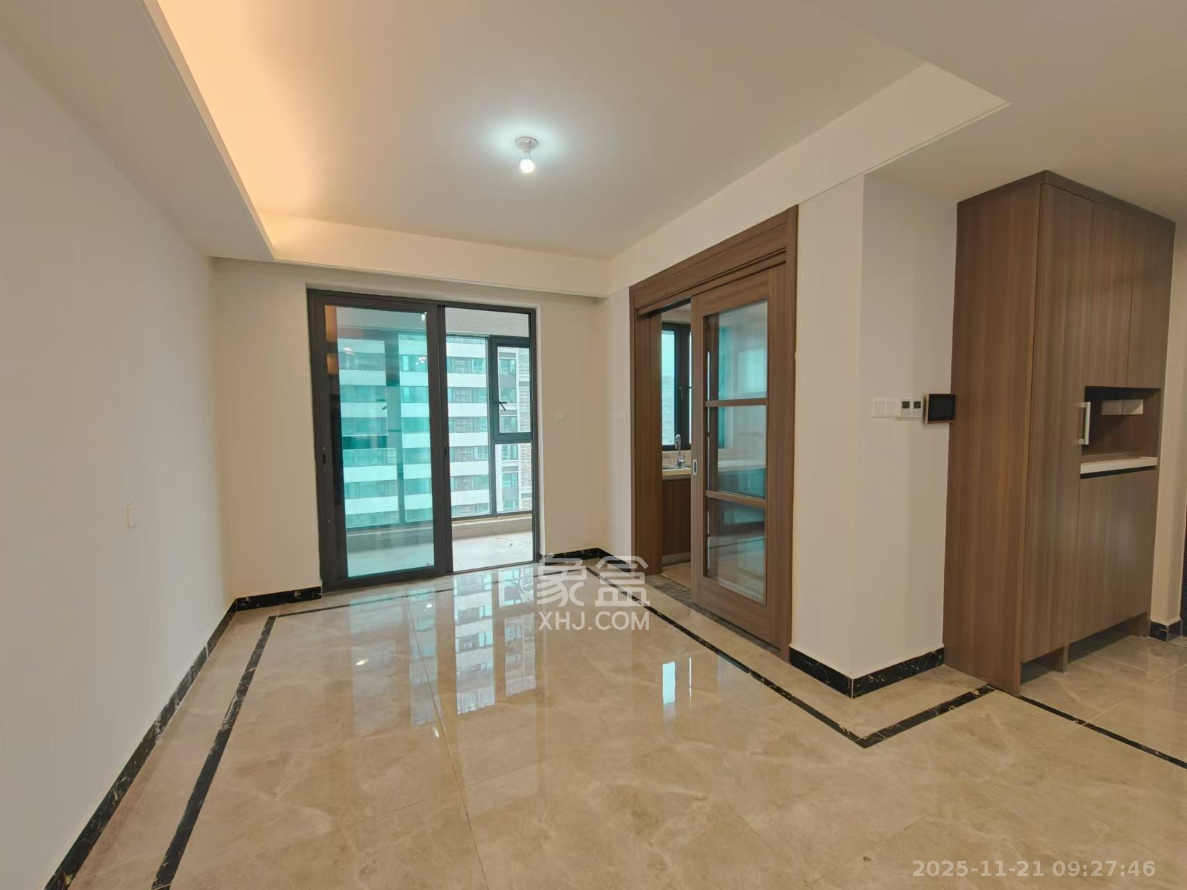 保利中环广场（保利中悦苑）  4室2厅2卫    4000.0元/月室内图