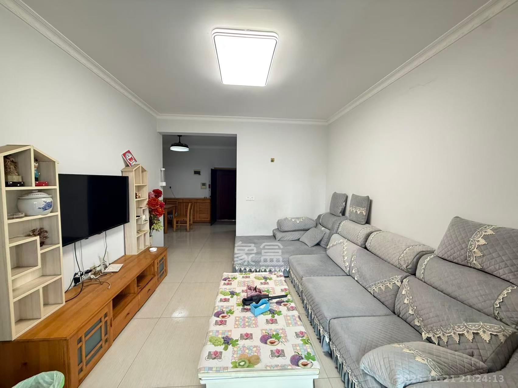 洋湖景园  2室1厅1卫    2100.0元/月室内图