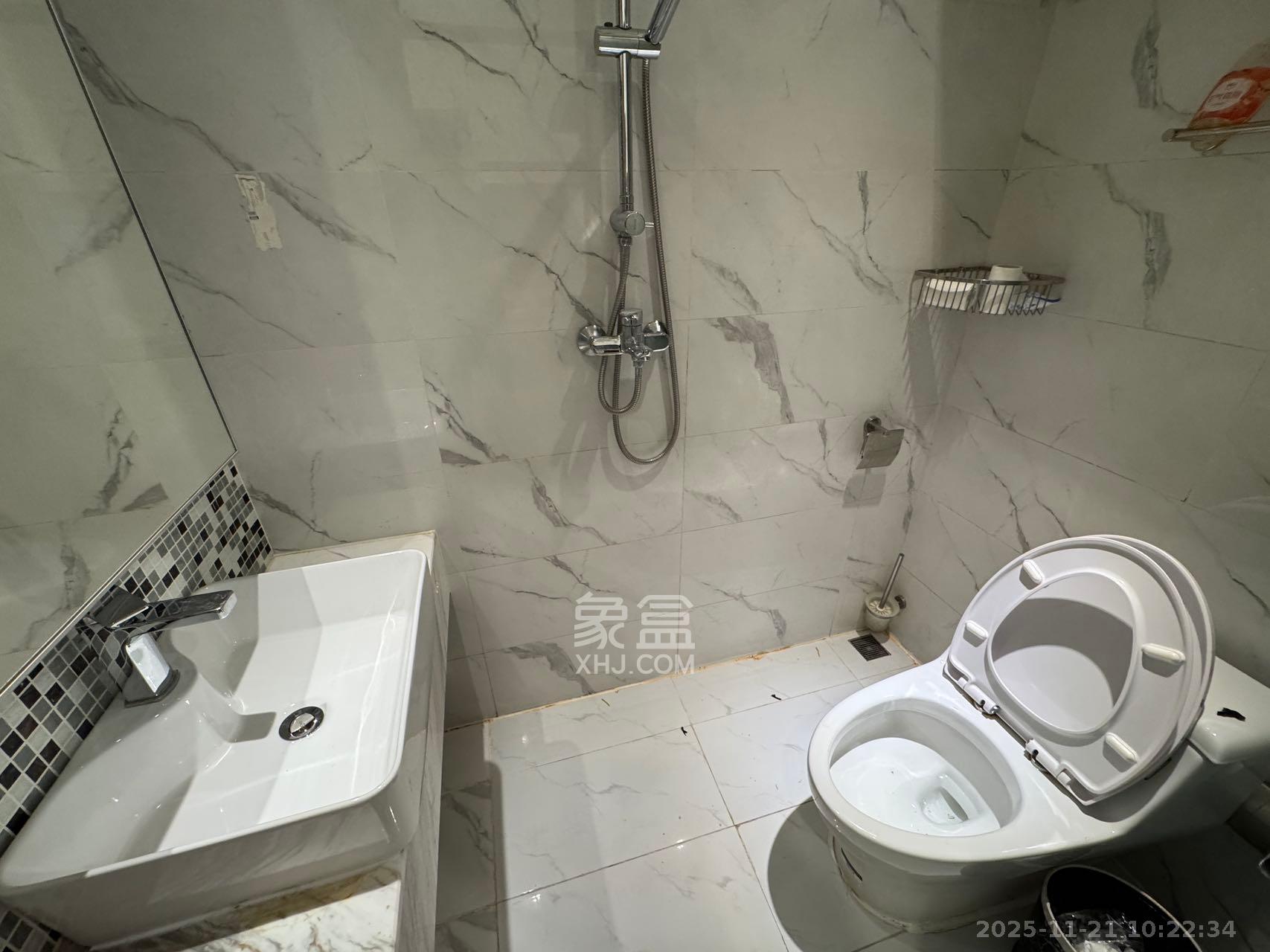 恒大誉府(融誉商业中心) 1室1厅1卫 1600.0元/月 恒大誉府(融誉商业中心) 1室1厅1卫 1600.0元/月室内图