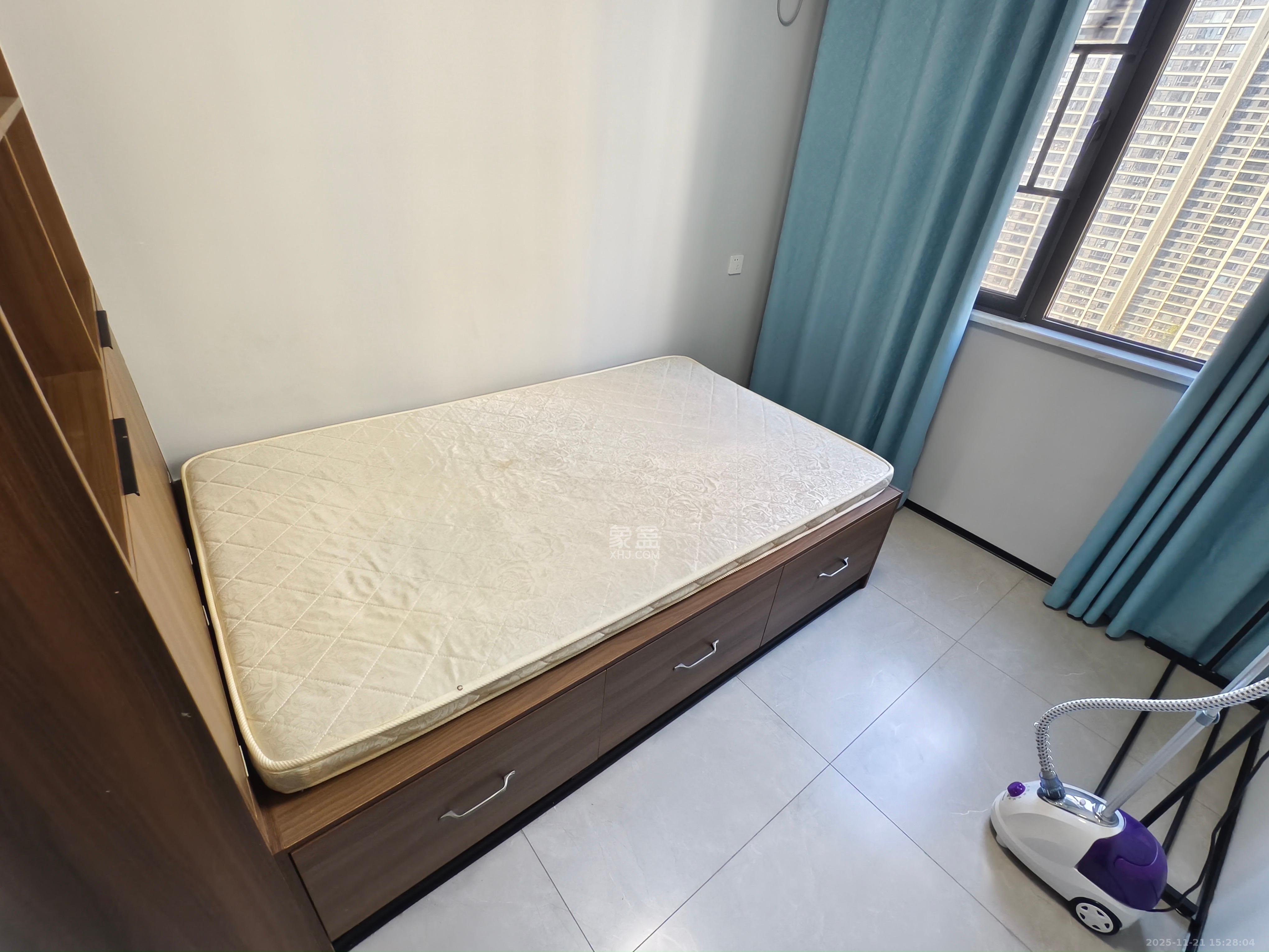 世茂璀璨天城  4室2厅2卫    4000.0元/月室内图