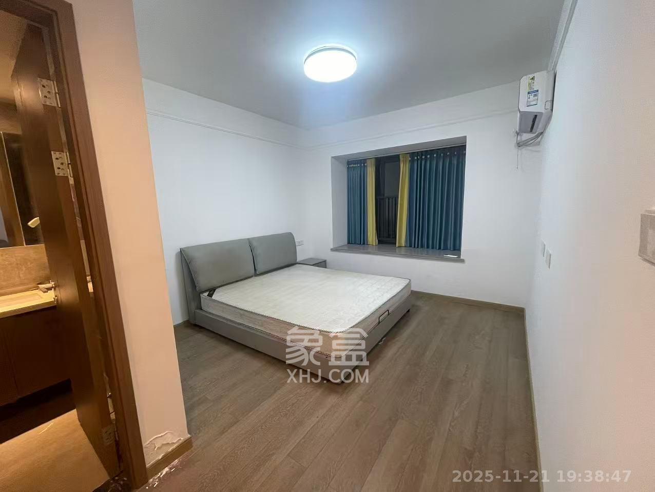 蓝光雍锦府 4室2厅2卫 2800.0元/月 蓝光雍锦府 4室2厅2卫 2800.0元/月室内图