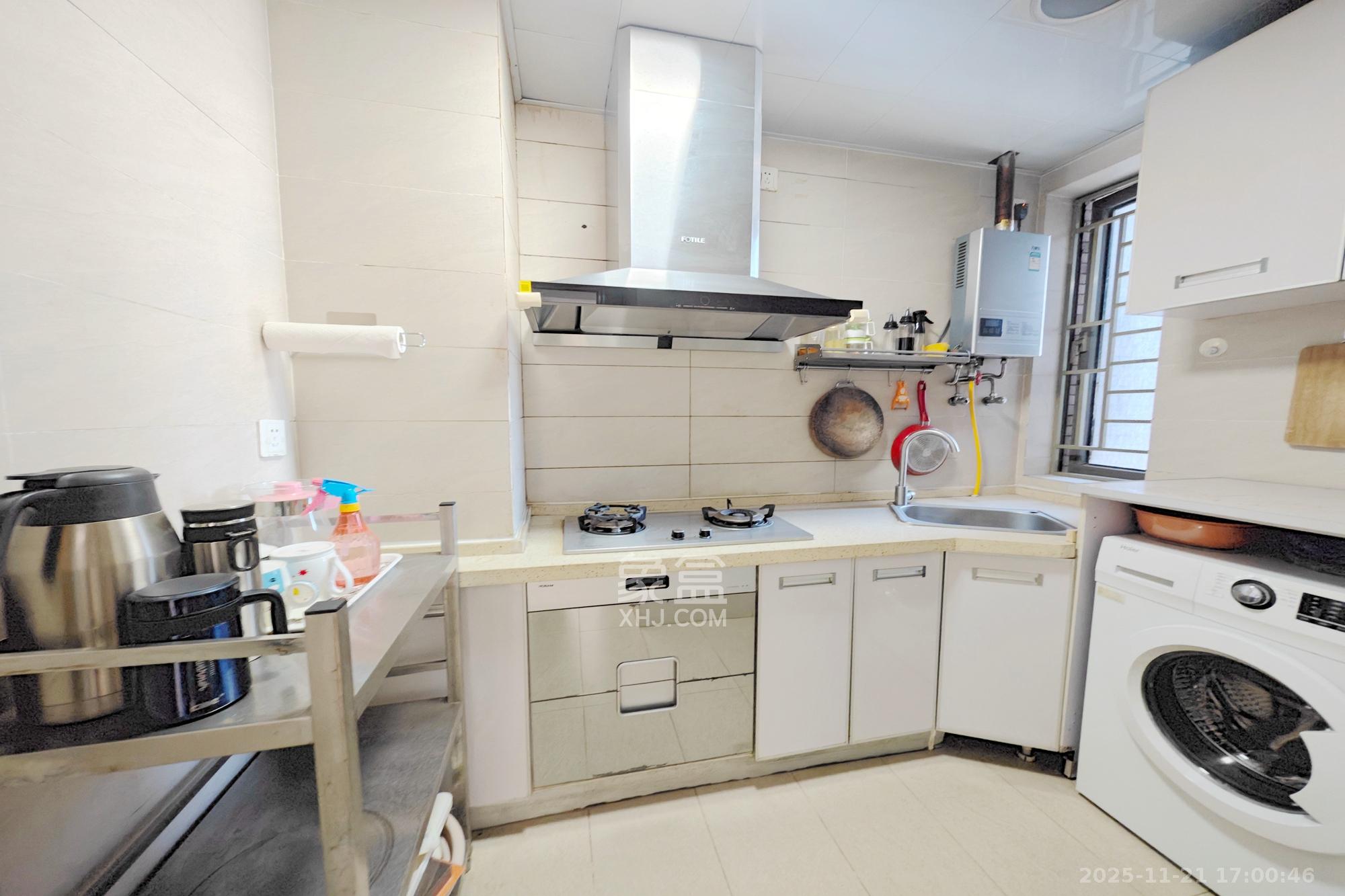 佳天瑞宁花园  2室2厅1卫    76.8万厨房