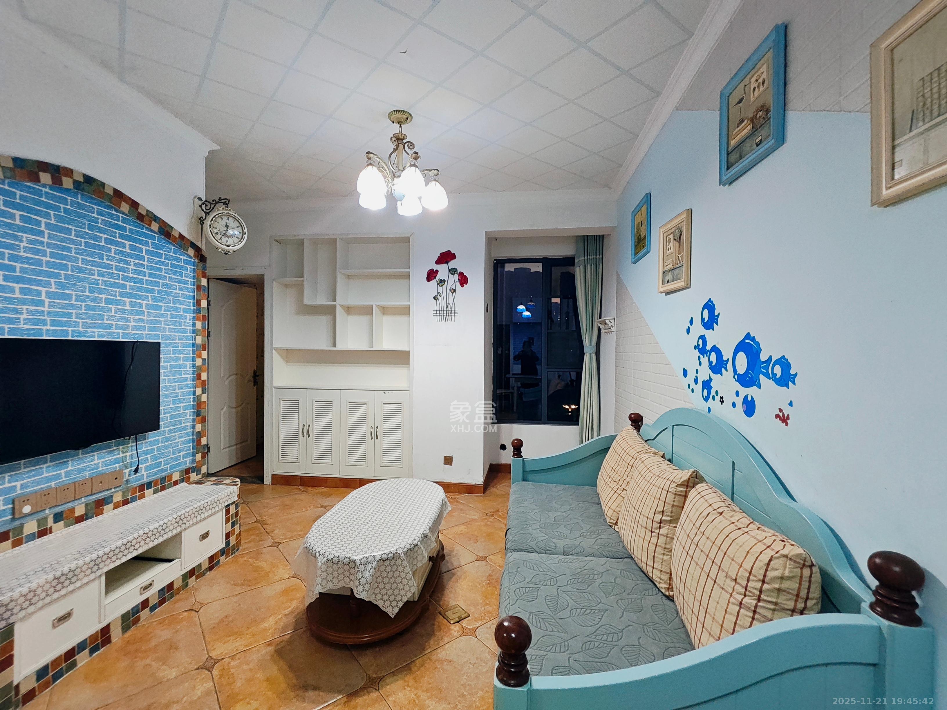 荣盛花语馨苑  2室2厅1卫    2200.0元/月