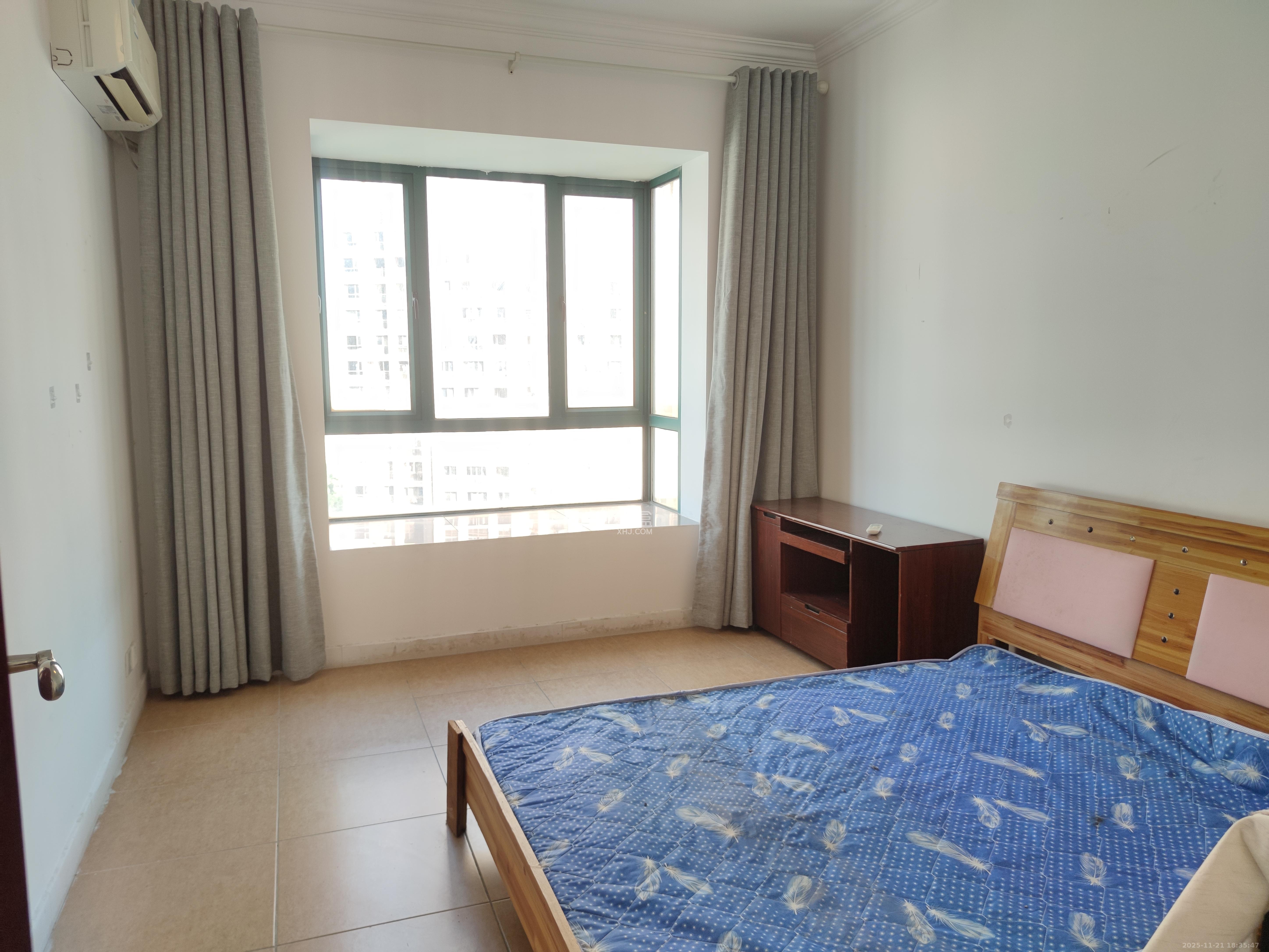 滨江金座 3室2厅2卫 3100.0元/月 滨江金座 3室2厅2卫 3100.0元/月室内图