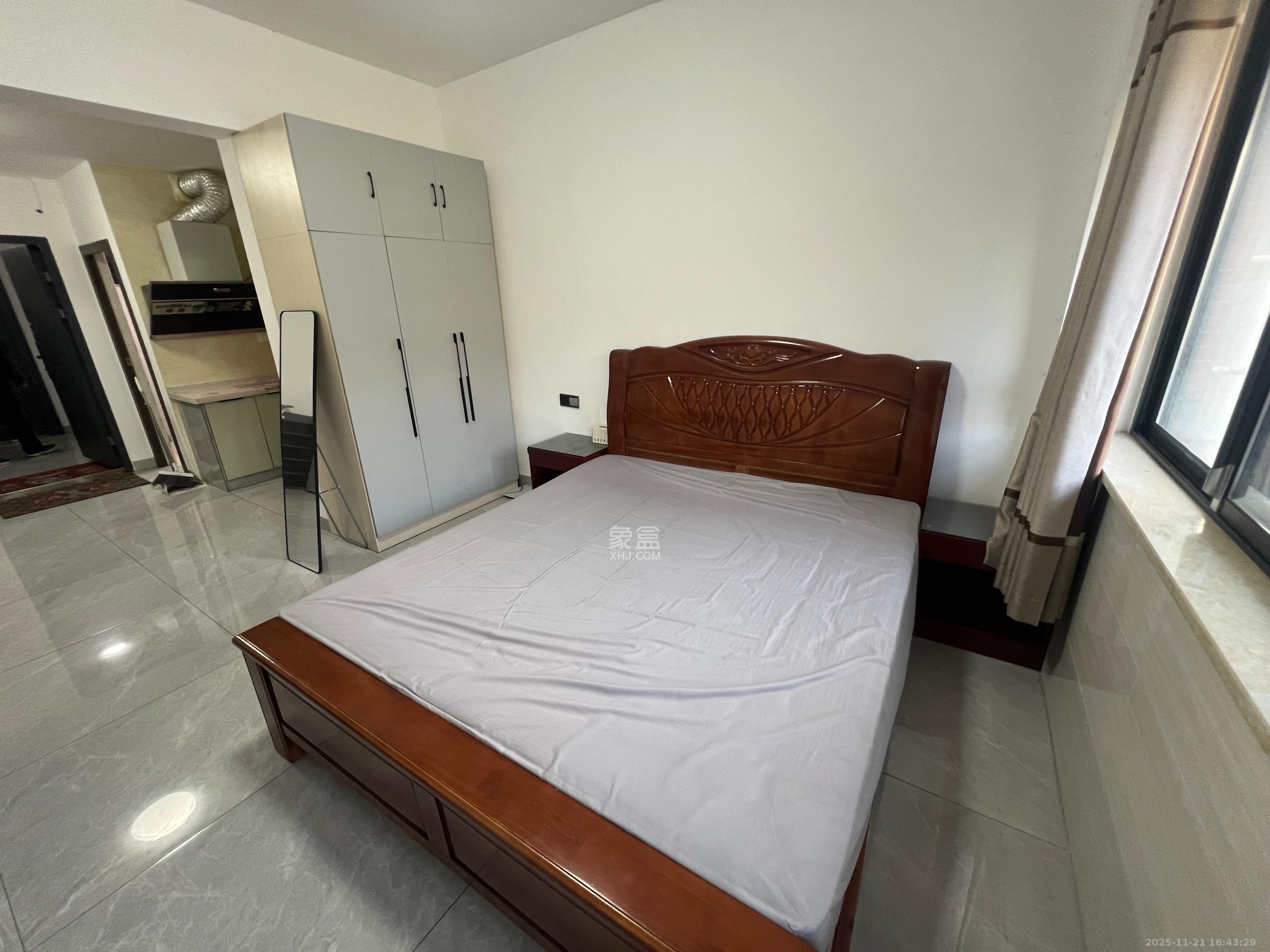 岳北社区  1室1厅1卫    1500.0元/月室内图