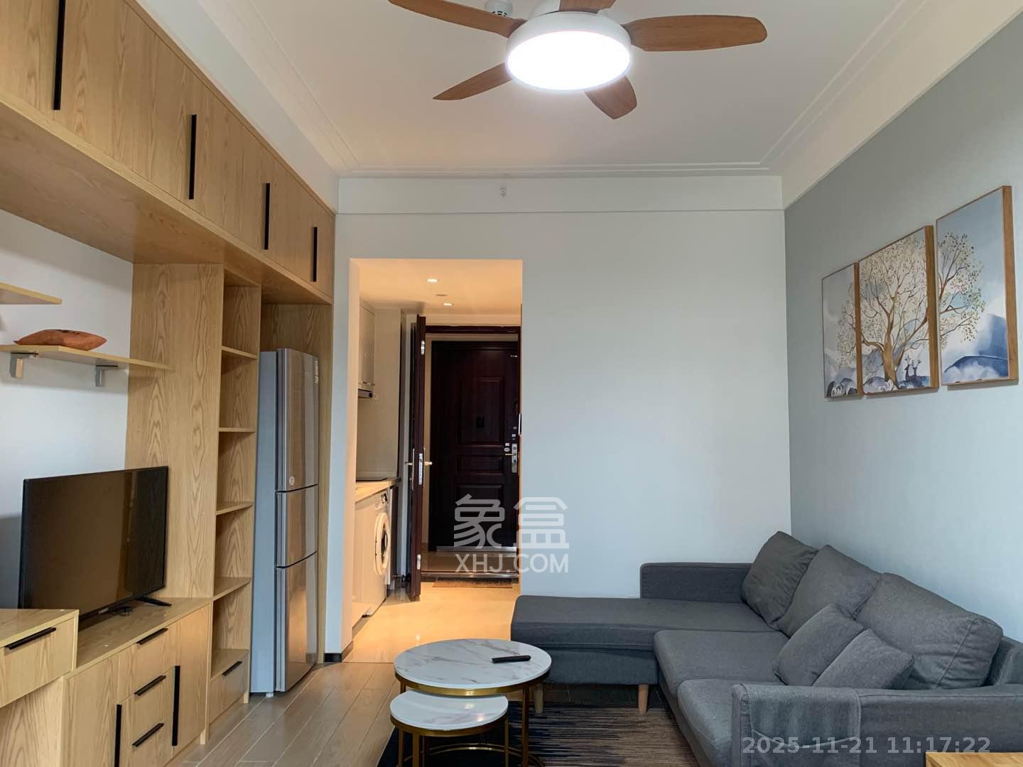 中海国际二期  1室1厅1卫    1200.0元/月室内图