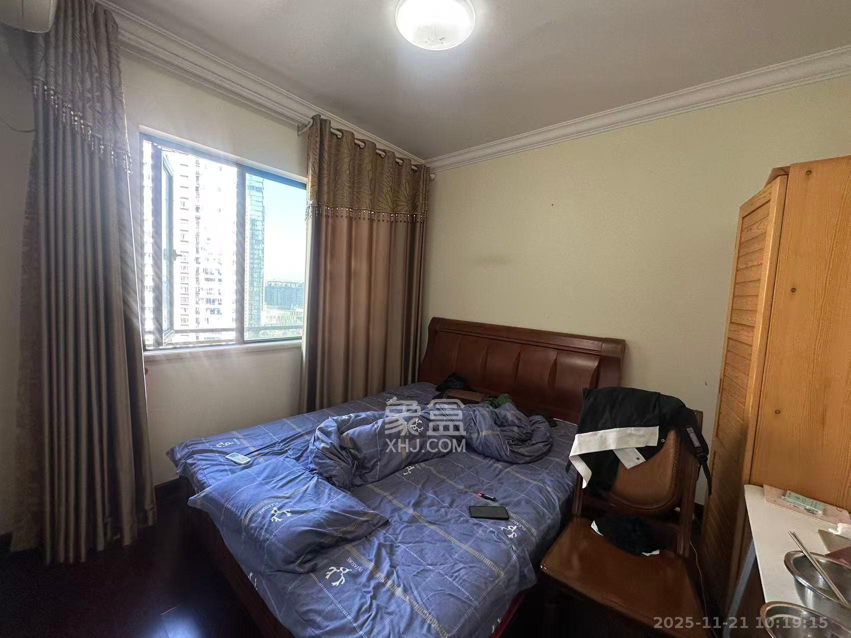 恒大御景湾 3室2厅2卫 3200.0元/月 恒大御景湾 3室2厅2卫 3200.0元/月室内图