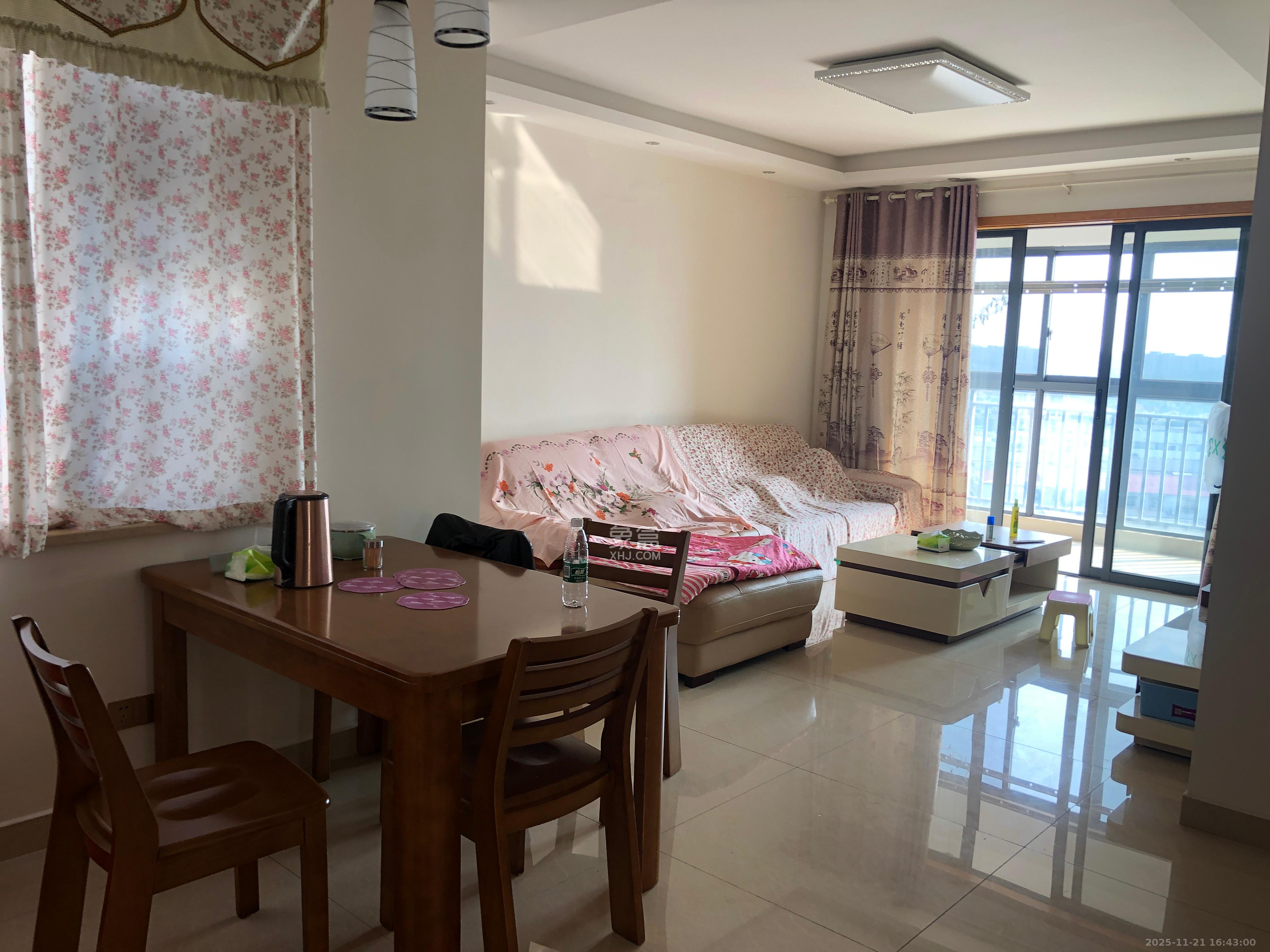 和美星城 2室2厅1卫 2000.0元/月 和美星城 2室2厅1卫 2000.0元/月室内图