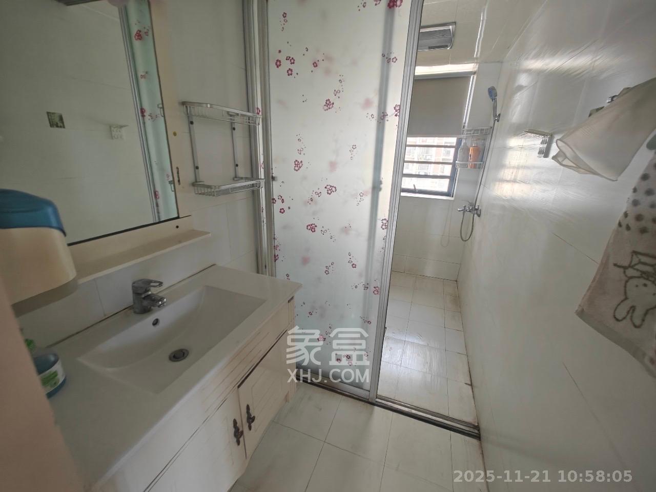 尚东紫郡  3室2厅1卫    2900.0元/月室内图