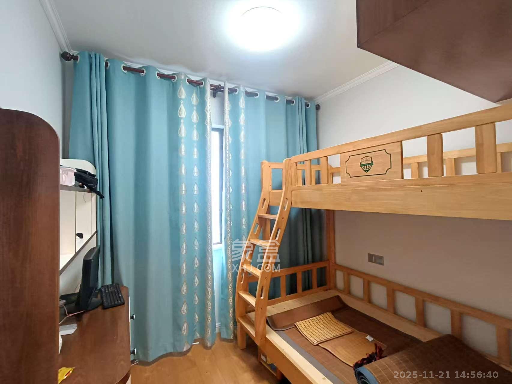 南城印象  3室2厅1卫    2500.0元/月室内图