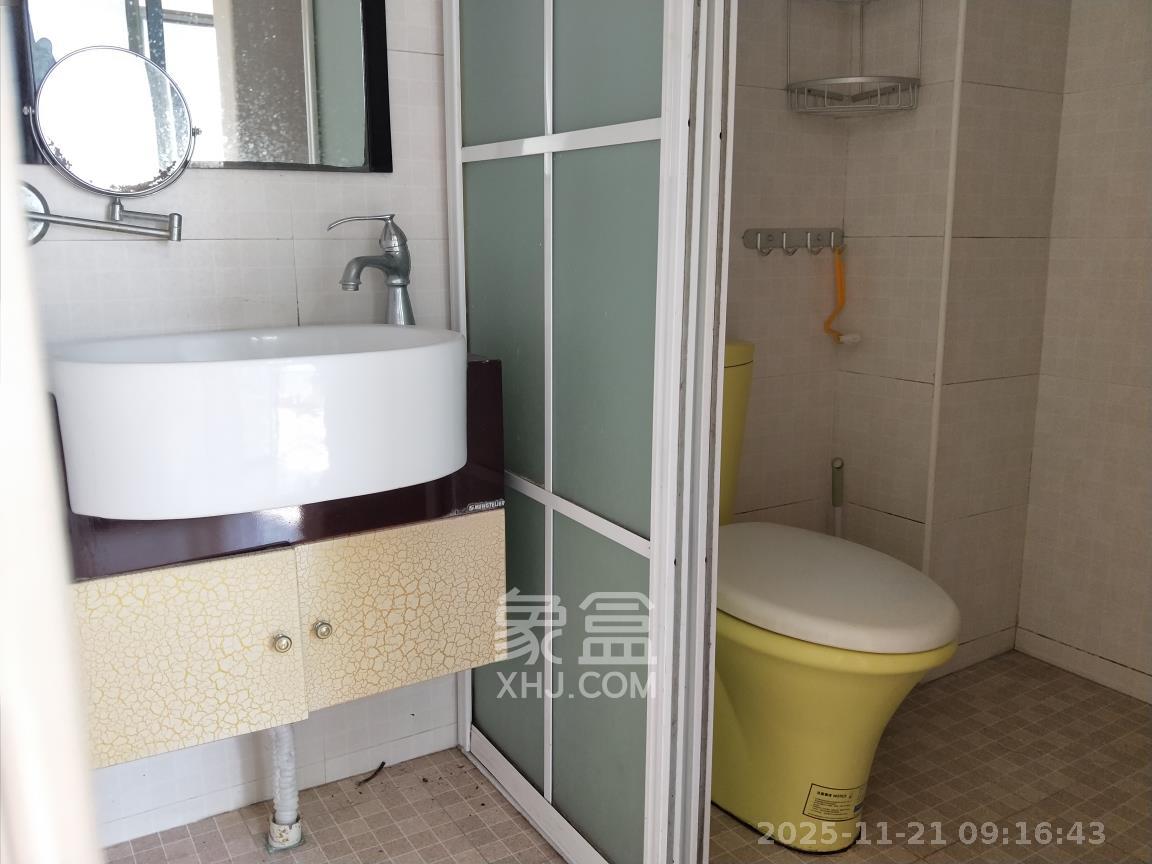 莱茵城 2室2厅1卫 1700.0元/月 莱茵城 2室2厅1卫 1700.0元/月室内图