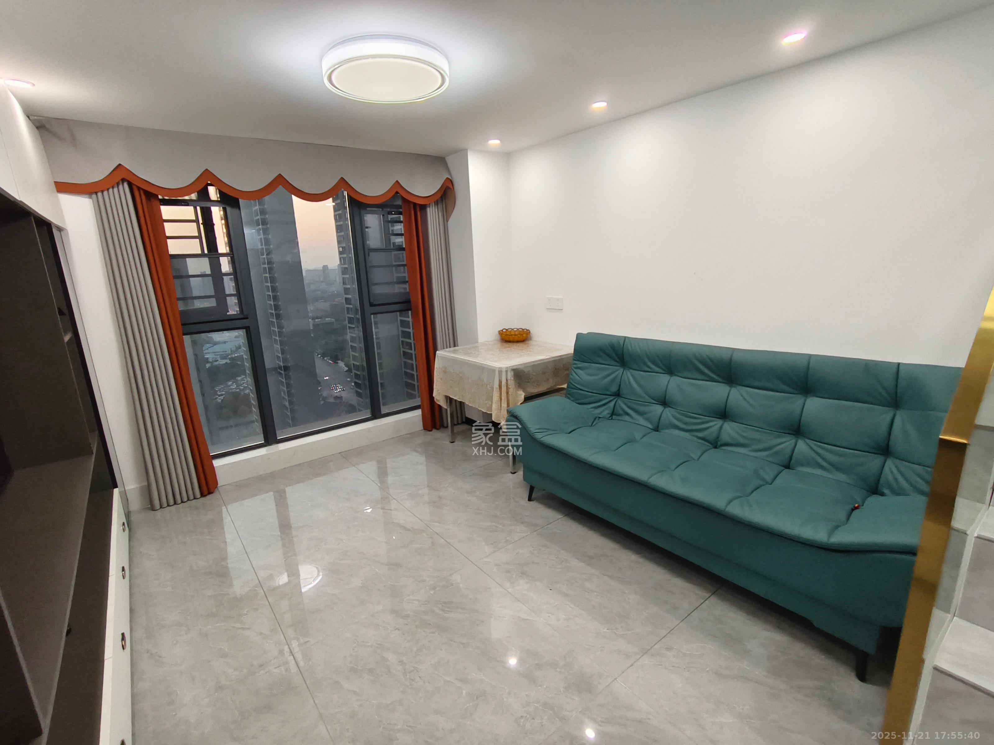 中国铁建湘语梅溪  1室0厅0卫    2100.0元/月