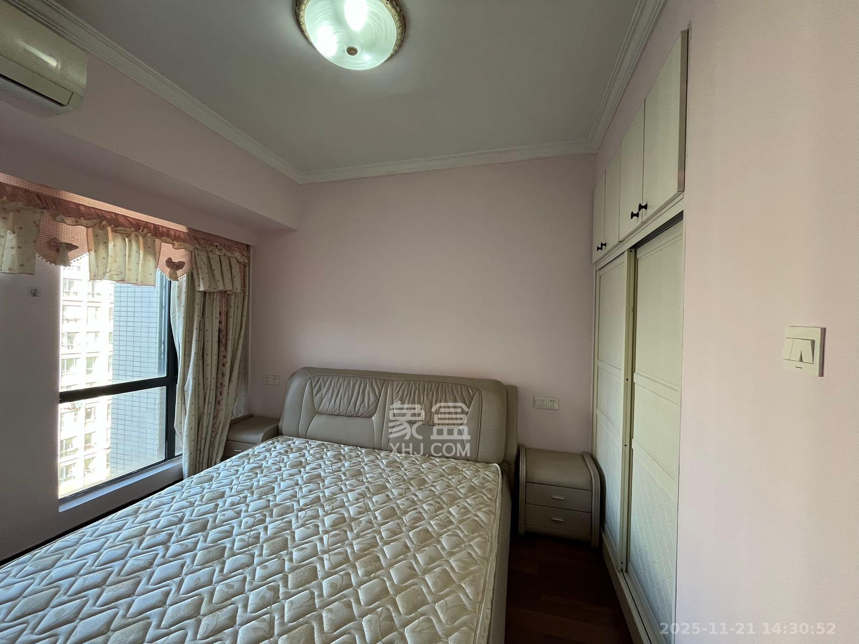 中建芙蓉工社  1室1厅1卫    1300.0元/月室内图