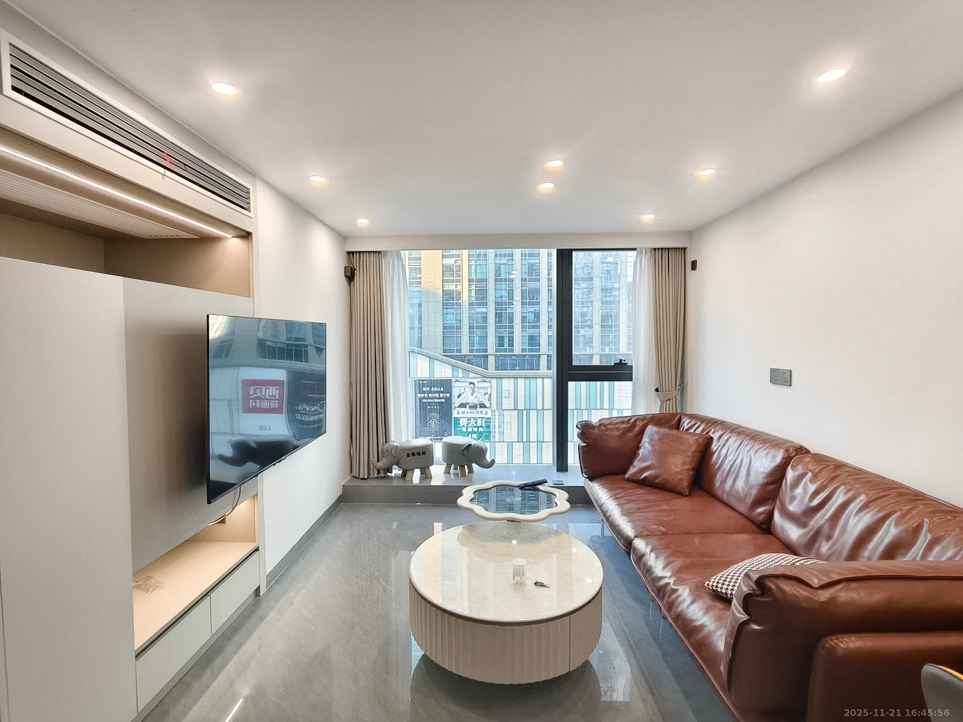 卓越中寰 2室1厅1卫 2400.0元/月 卓越中寰 2室1厅1卫 2400.0元/月室内图