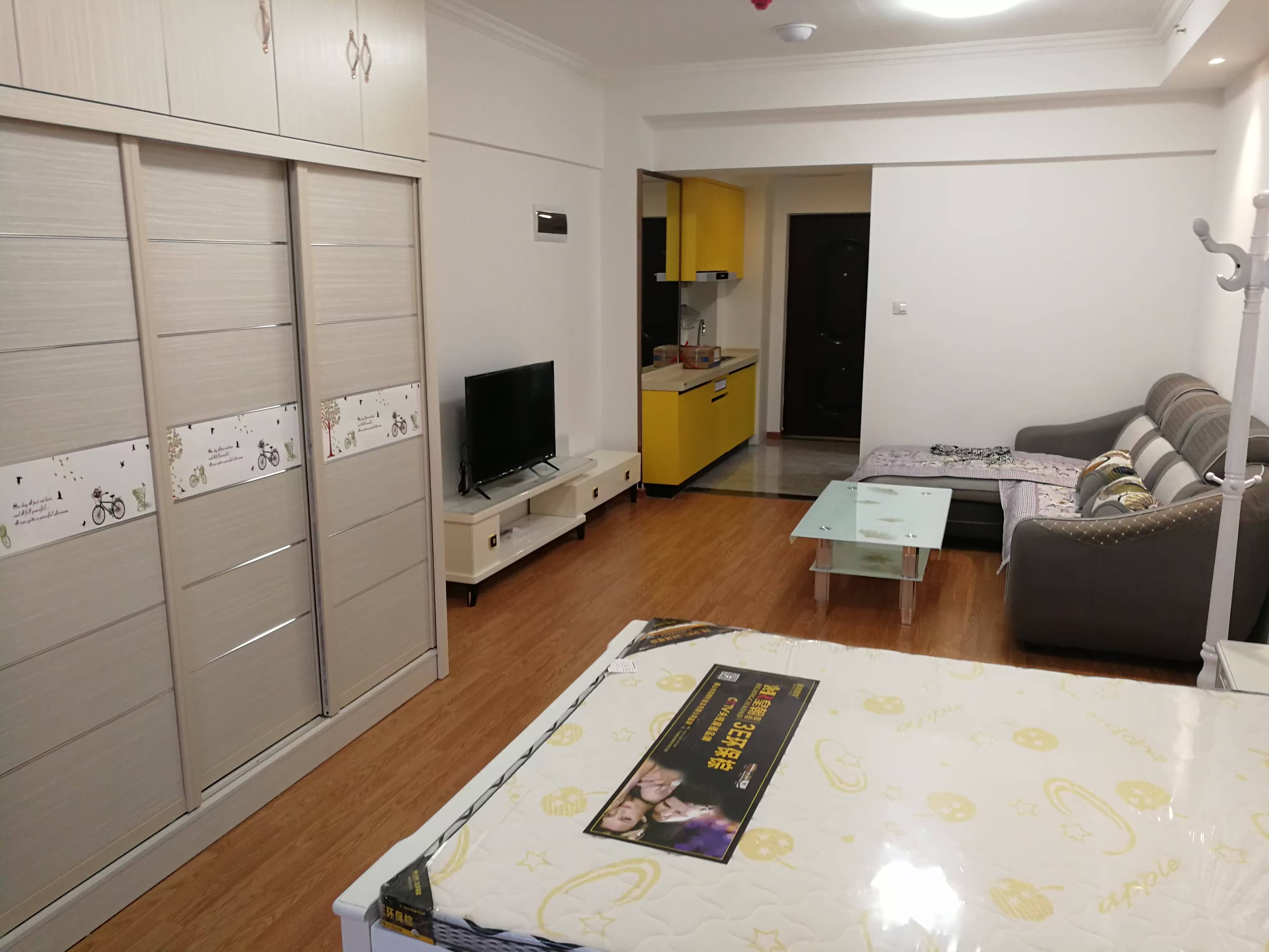 五江碧桂园城市广场 1室1厅1卫 1200.0元/月 五江碧桂园城市广场 1室1厅1卫 1200.0元/月室内图