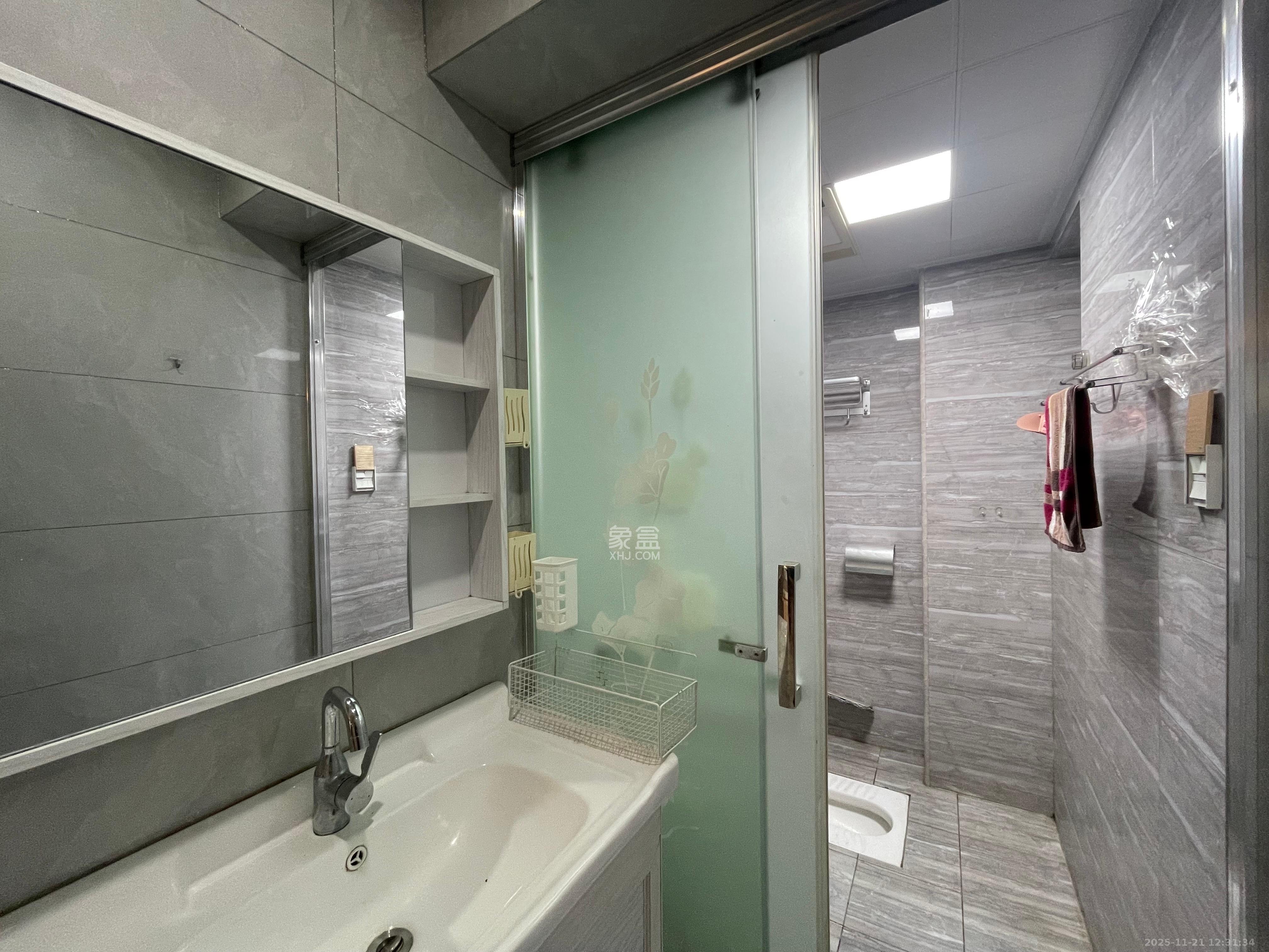 东岸梅园小区  1室0厅0卫    2100.0元/月室内图