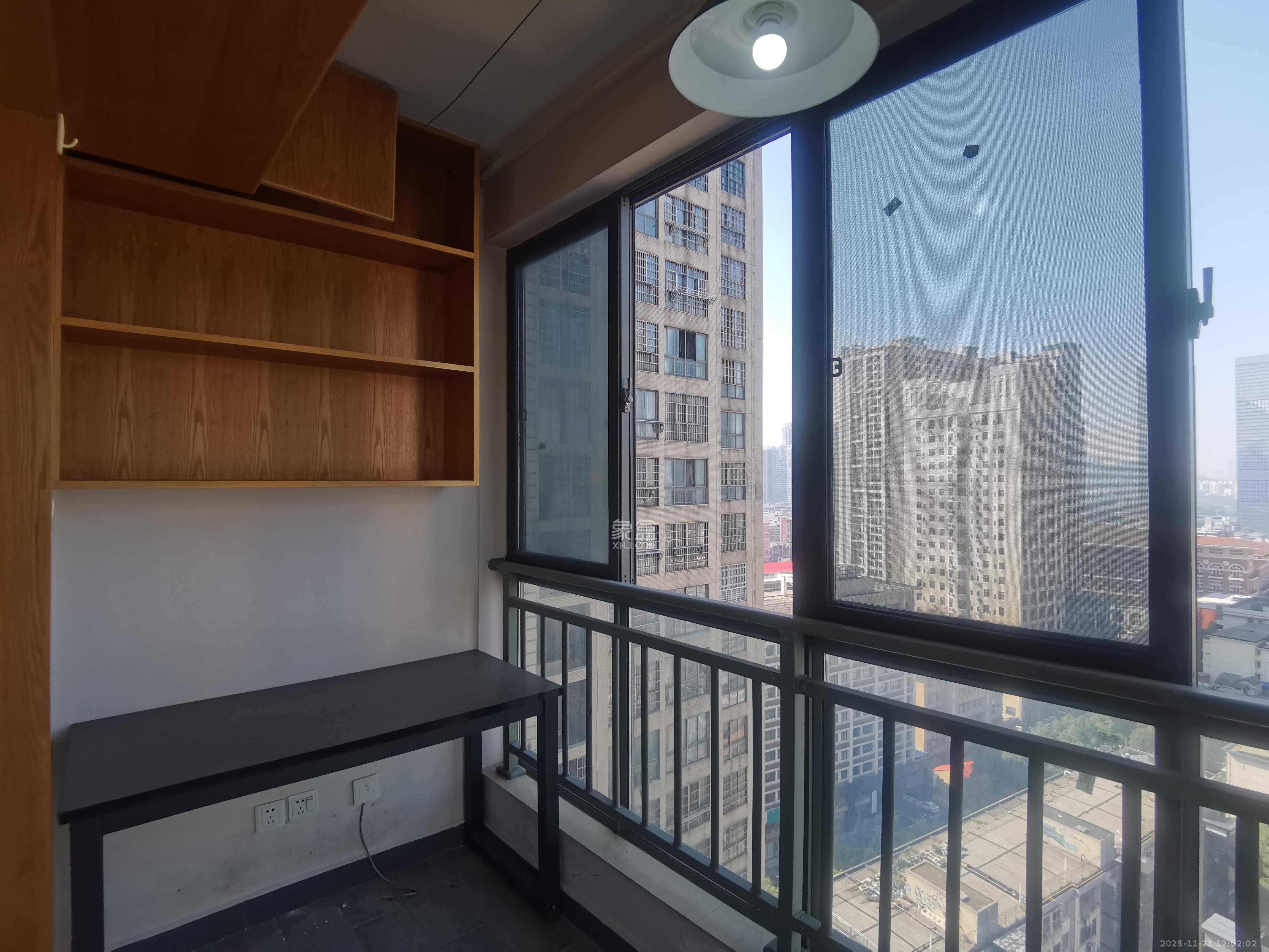 少帅府 1室1厅1卫 2600.0元/月 少帅府 1室1厅1卫 2600.0元/月室内图