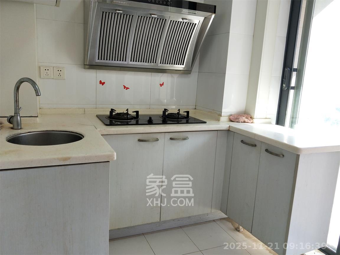 莱茵城  2室2厅1卫    1700.0元/月室内图