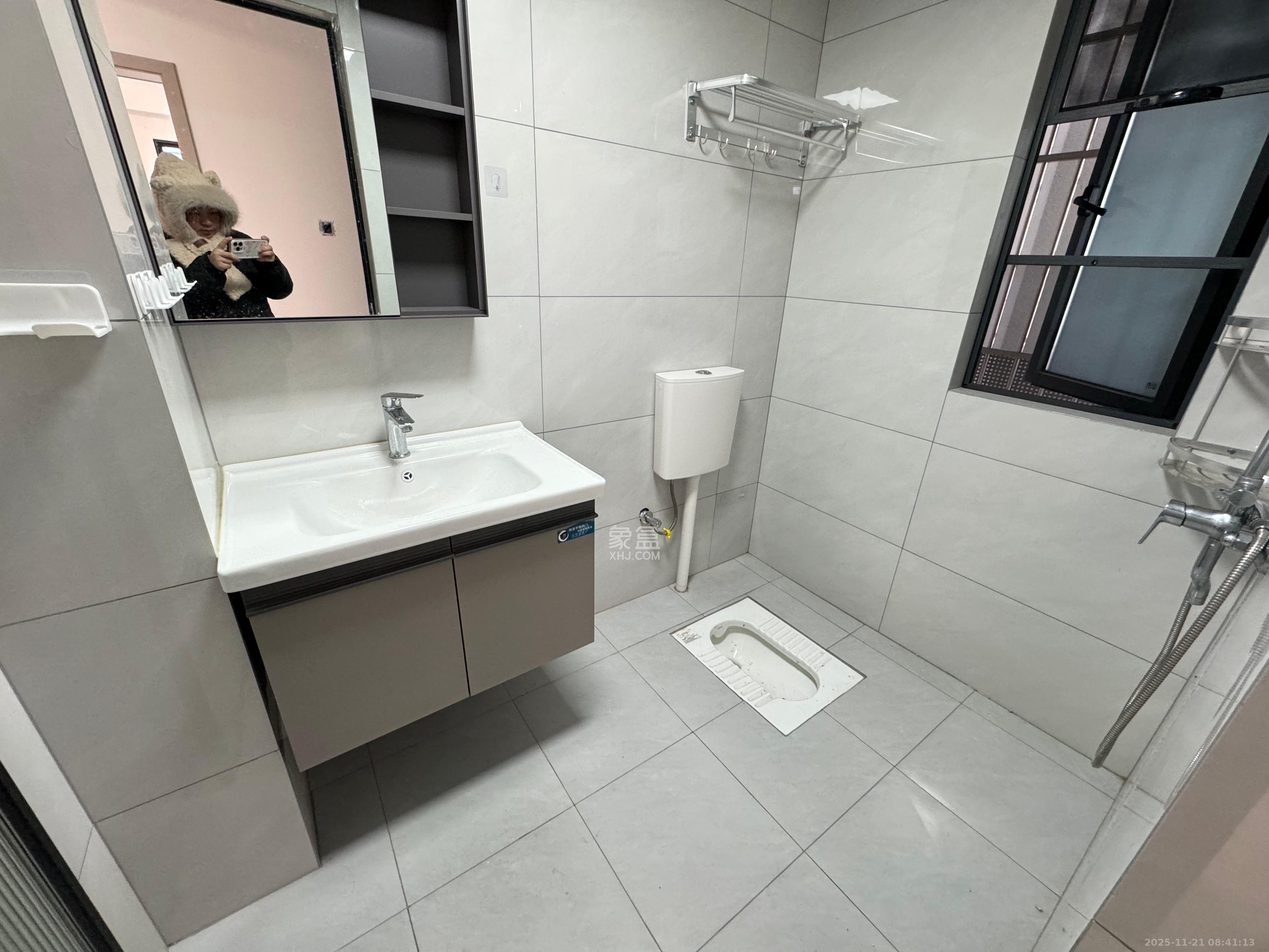 旭日嘉苑  3室2厅2卫    2900.0元/月室内图