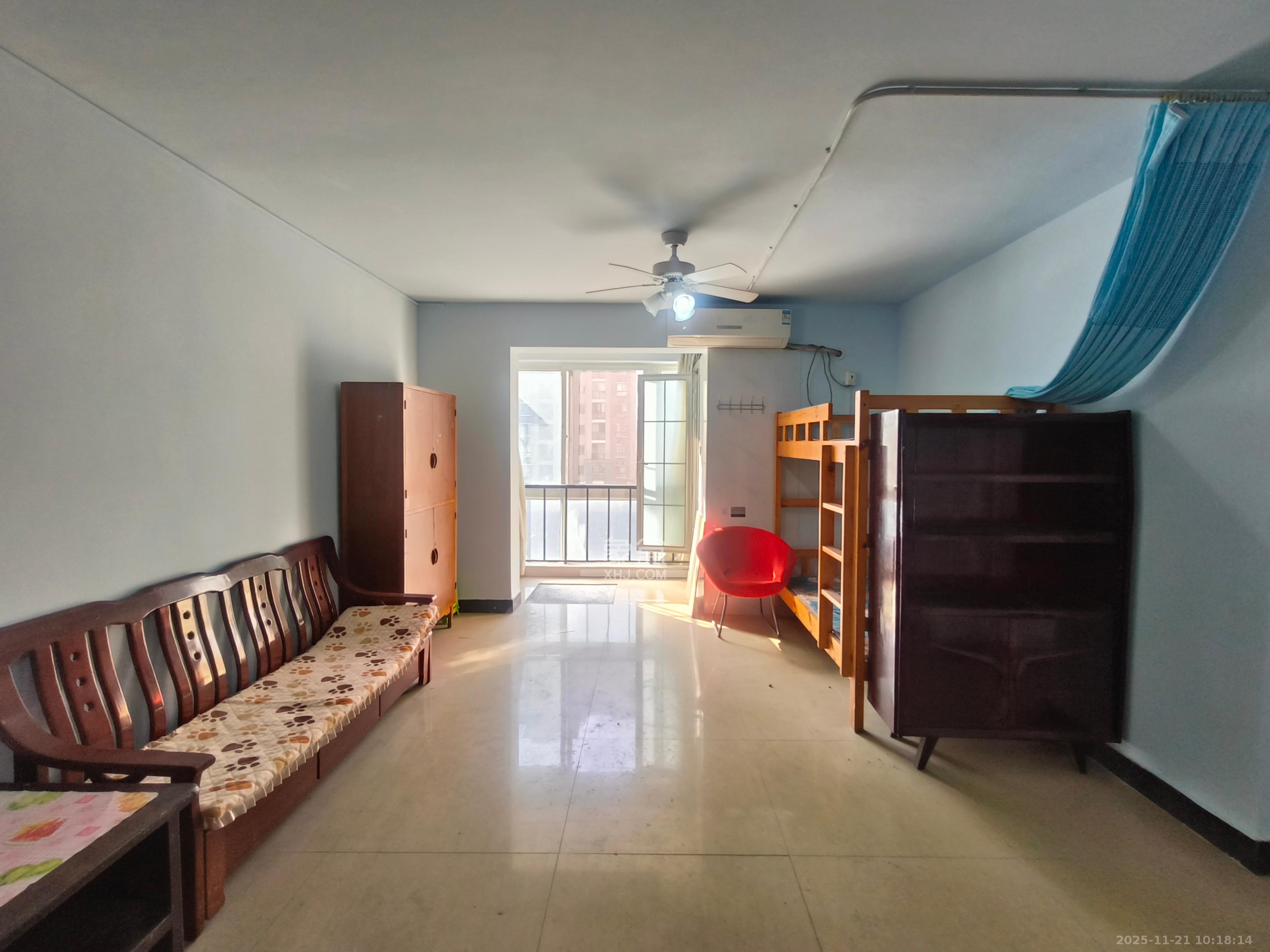 枫林美景 3室2厅2卫 2000.0元/月 枫林美景 3室2厅2卫 2000.0元/月室内图