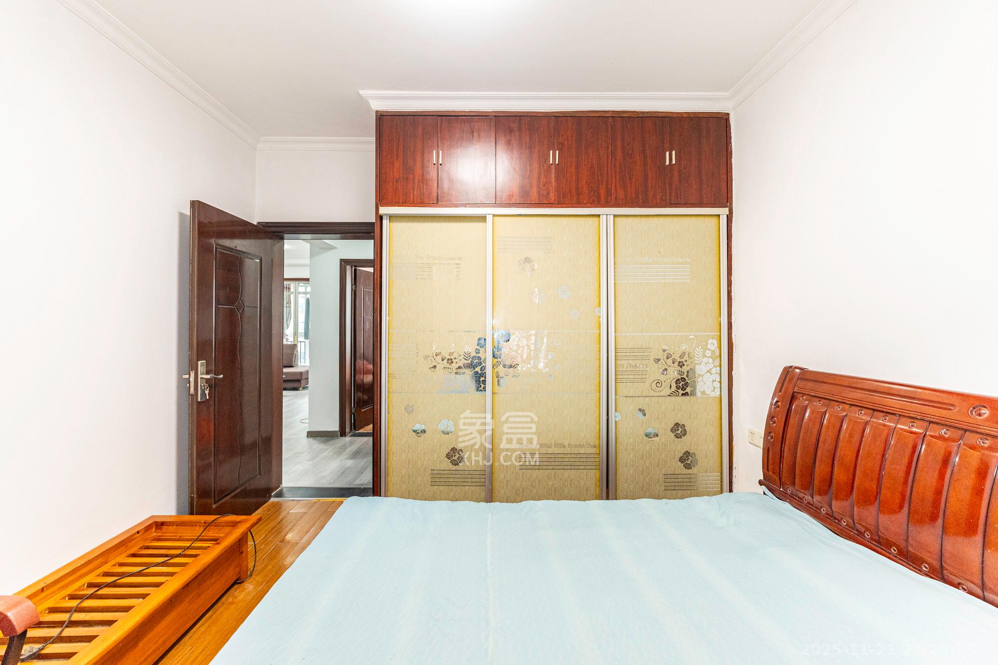 湘楚家园 2室2厅1卫 39.8万 湘楚家园 2室2厅1卫 39.8万卧室