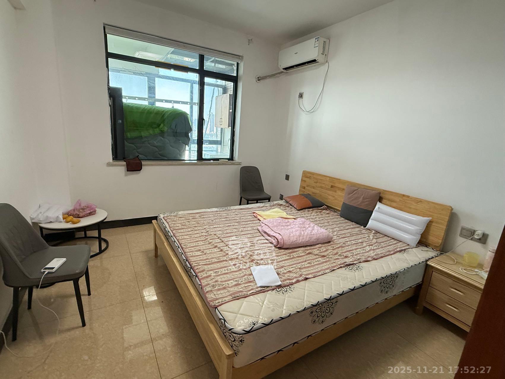 融圣国际  3室2厅2卫    3500.0元/月室内图