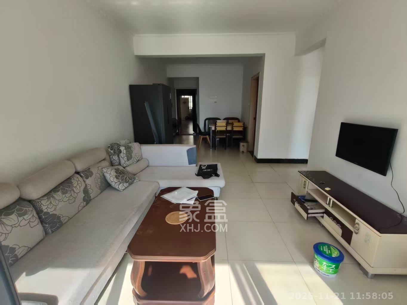 钰龙天下一期  2室2厅1卫    2100.0元/月