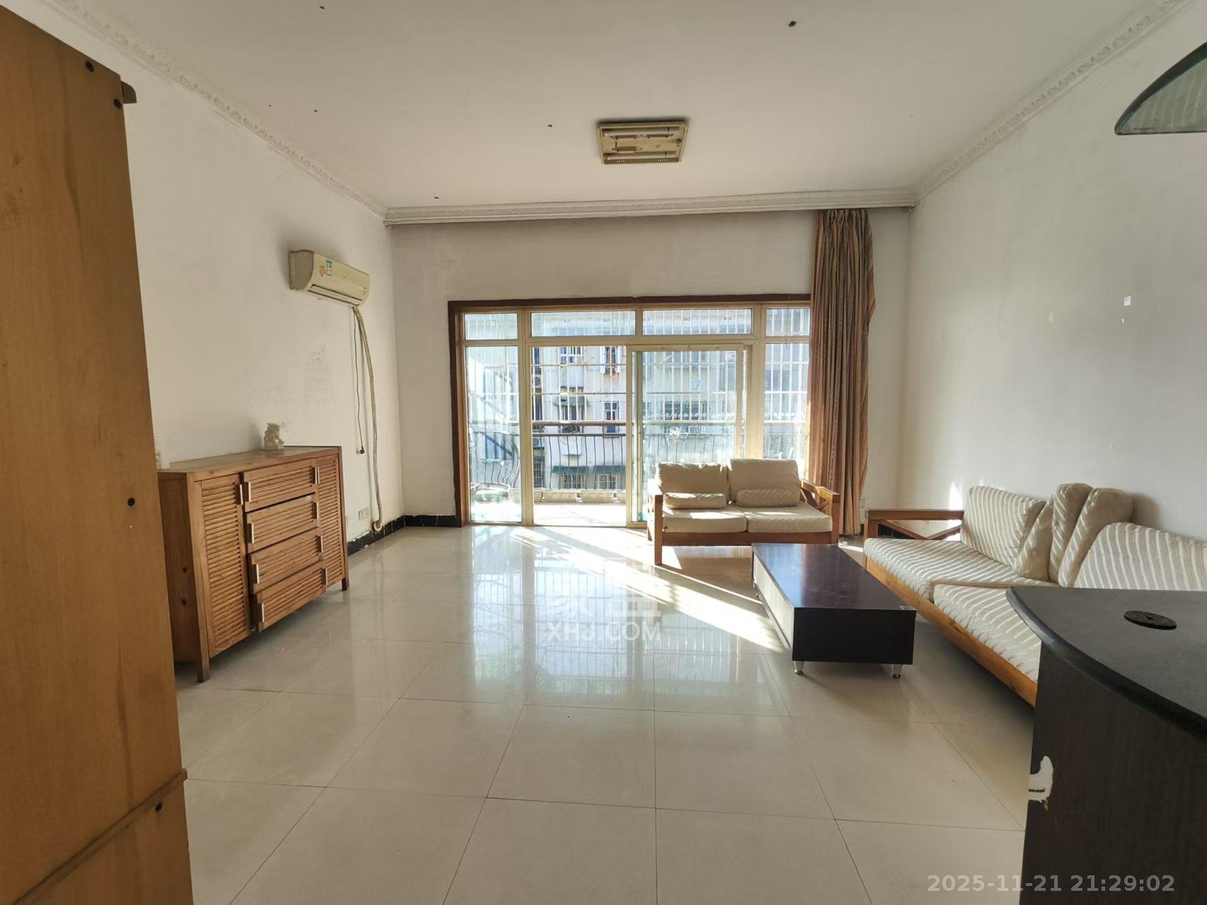 长鑫美树园 3室1厅1卫 1800.0元/月 长鑫美树园 3室1厅1卫 1800.0元/月室内图