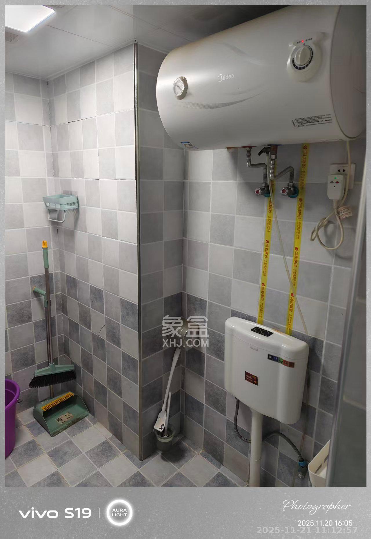 中交里城 1室1厅1卫 1800.0元/月 中交里城 1室1厅1卫 1800.0元/月室内图