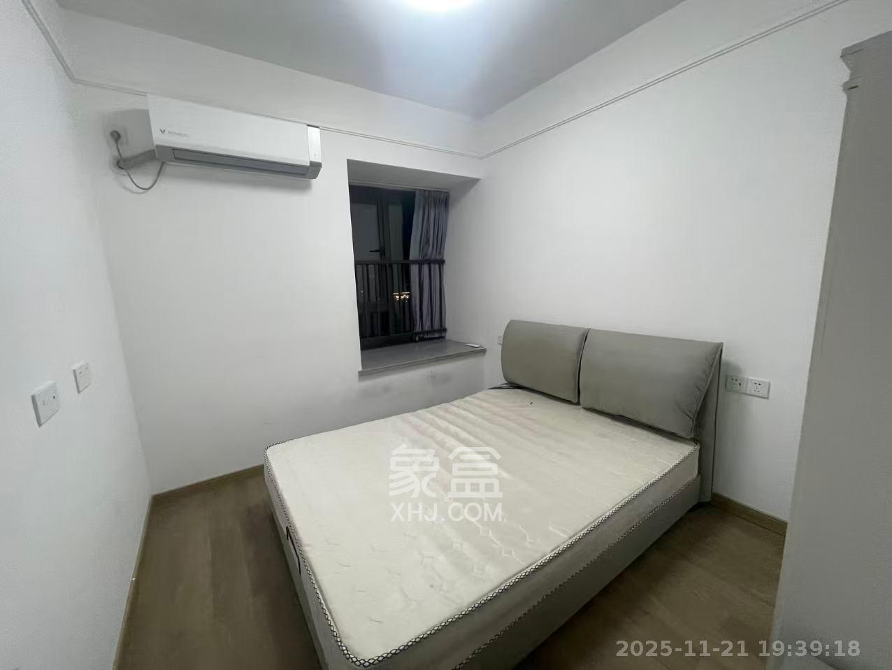 蓝光雍锦府 4室2厅2卫 2800.0元/月 蓝光雍锦府 4室2厅2卫 2800.0元/月室内图