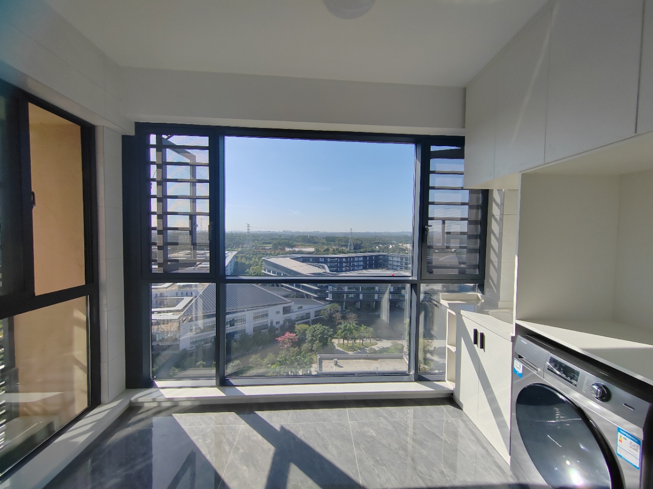 恩祥新城 2室2厅1卫 4300.0元/月 恩祥新城 2室2厅1卫 4300.0元/月室内图