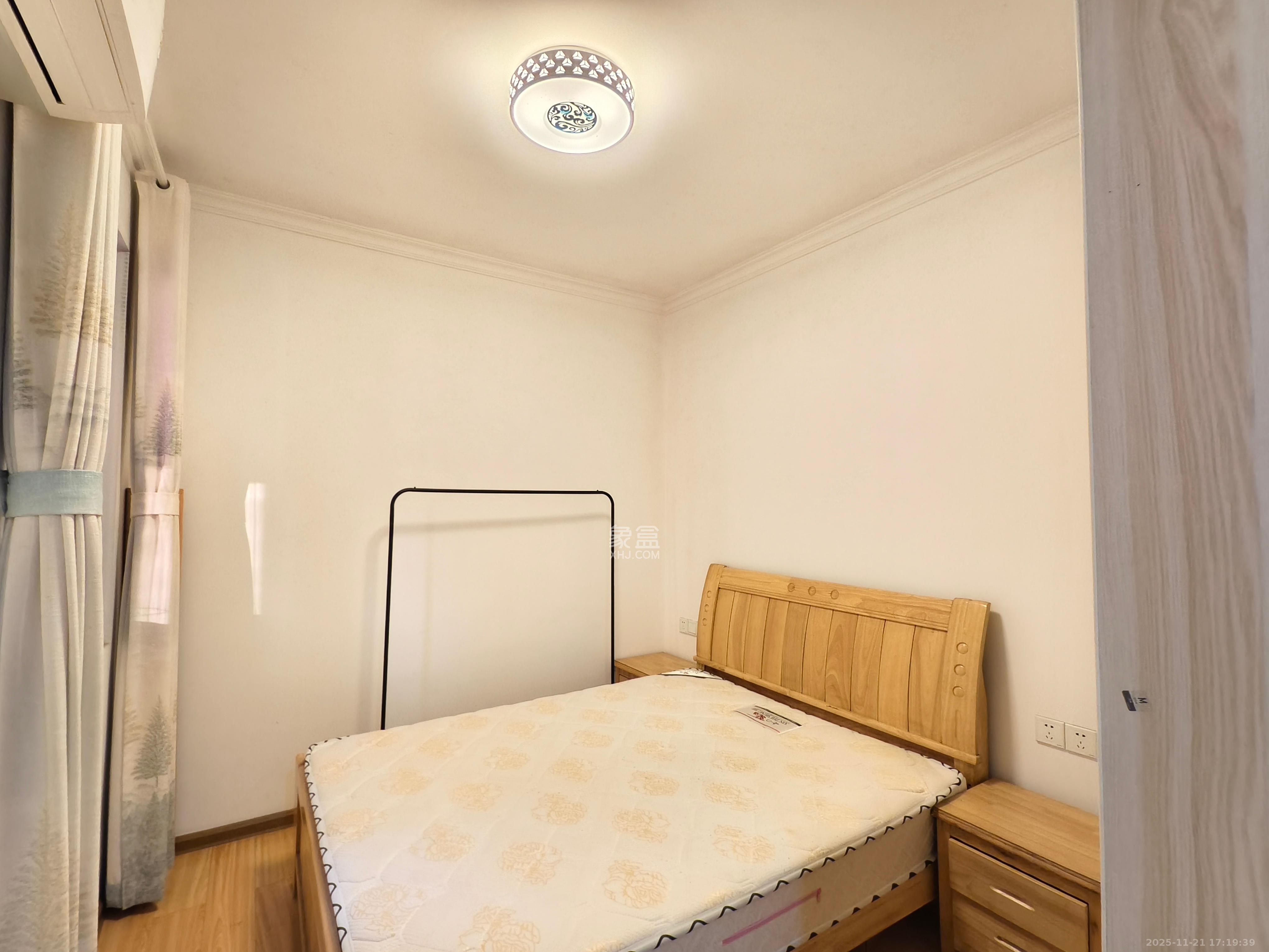 康桥长郡 3室2厅1卫 1800.0元/月 康桥长郡 3室2厅1卫 1800.0元/月室内图