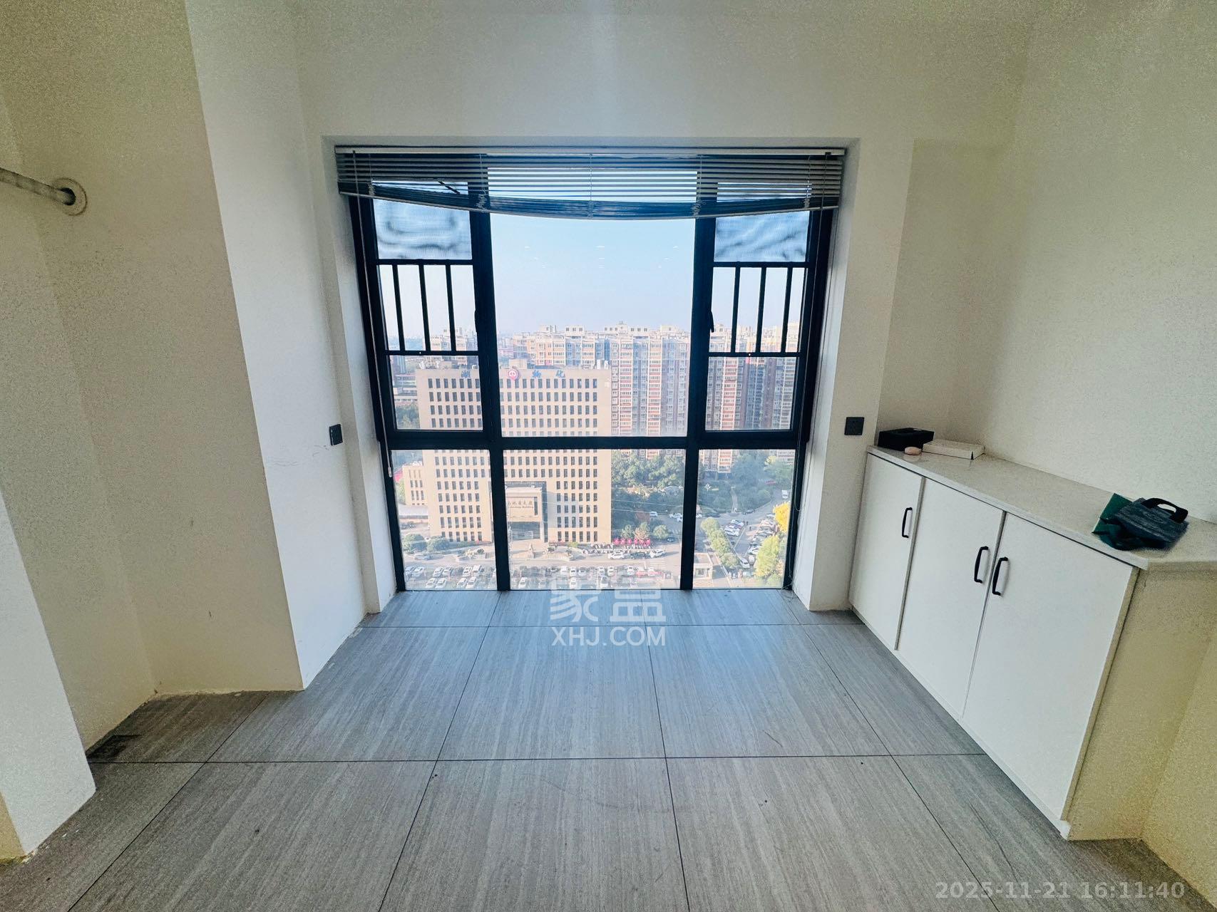 创世纪广场  1室1厅1卫    1500.0元/月室内图