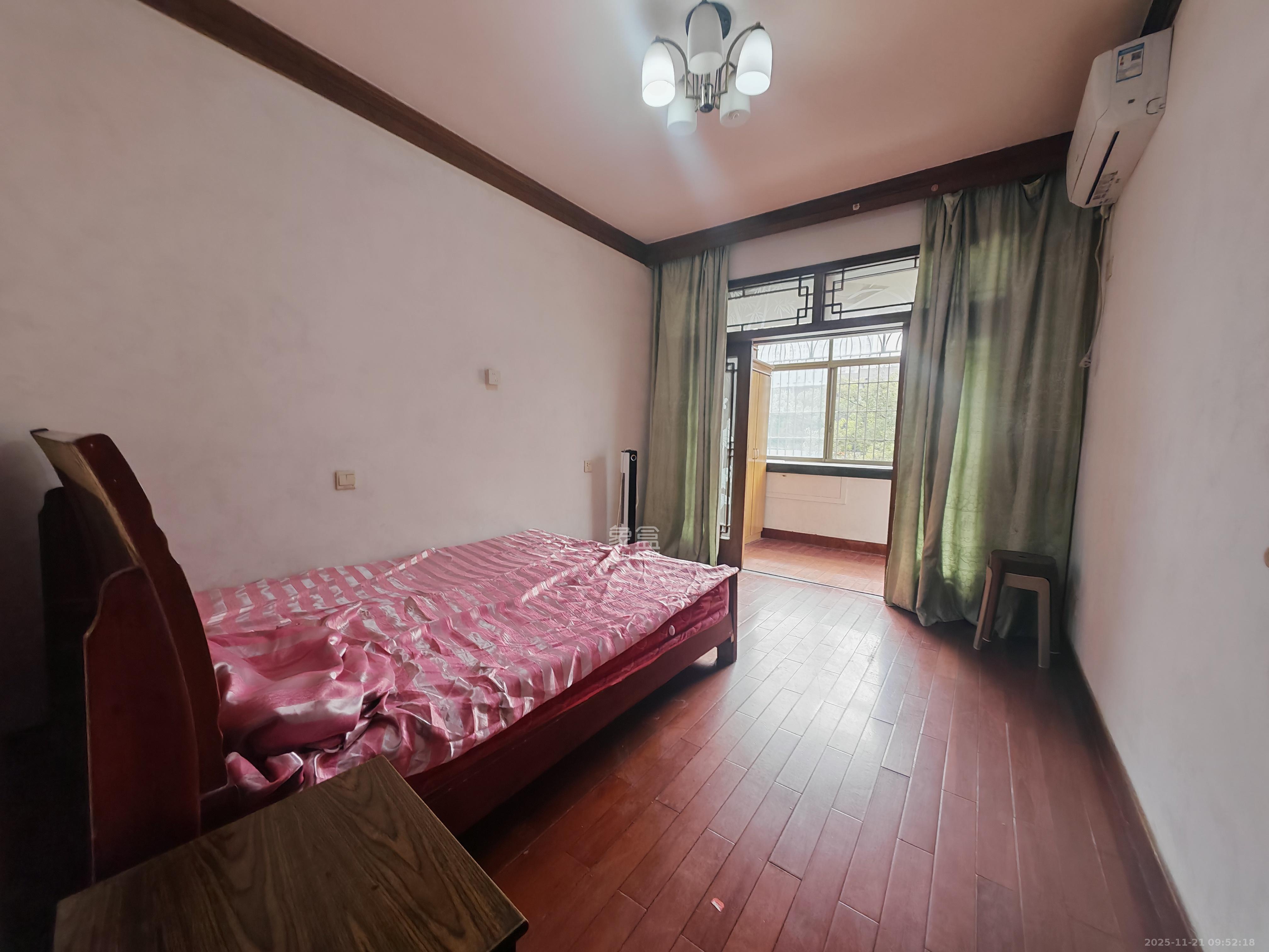 王公塘社区  2室1厅1卫    1400.0元/月