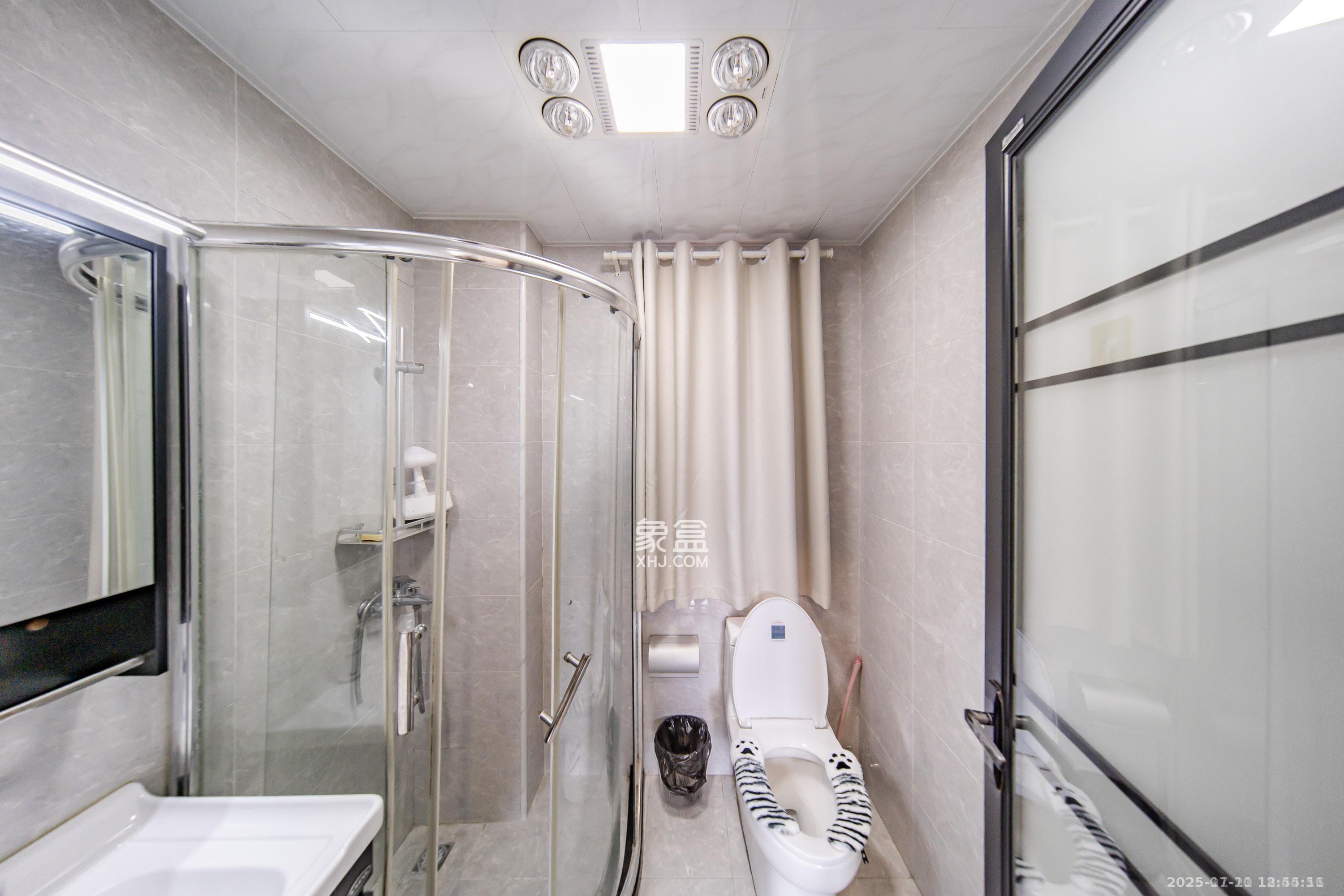 金科世界城  3室2厅2卫    2500.0元/月室内图