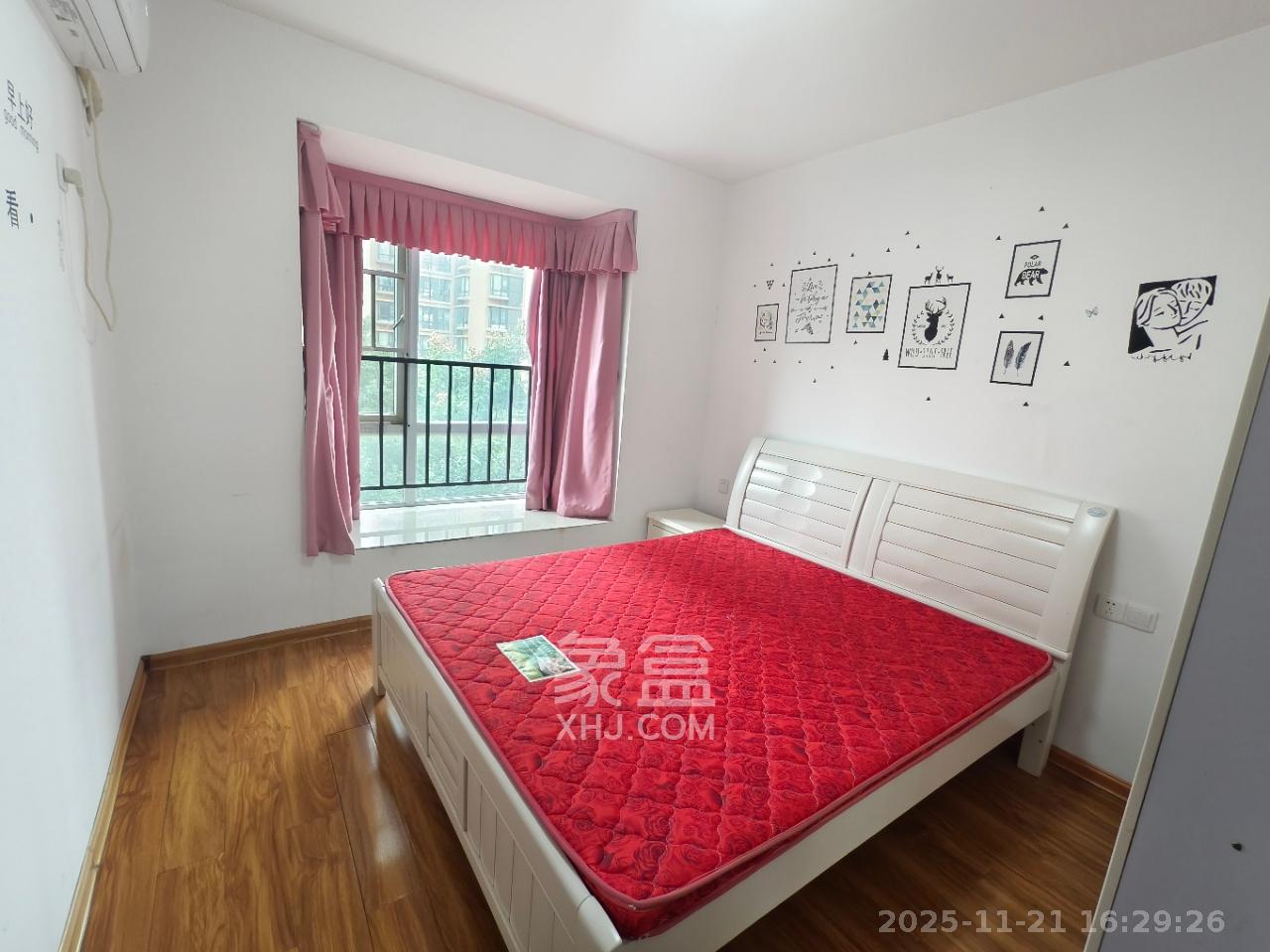 丽发新城  1室1厅1卫    1900.0元/月室内图