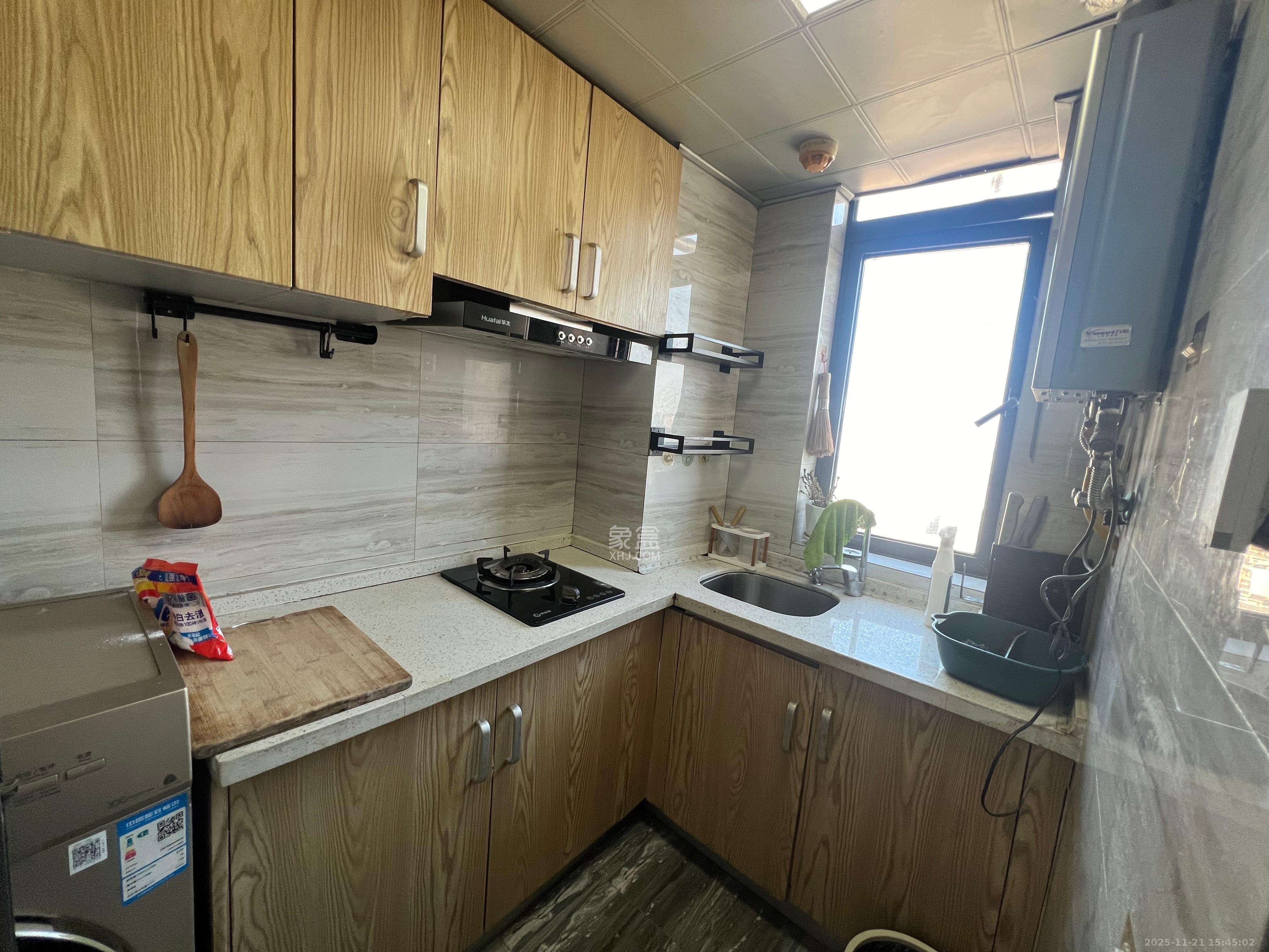 拿铁空间  2室1厅1卫    1800.0元/月室内图